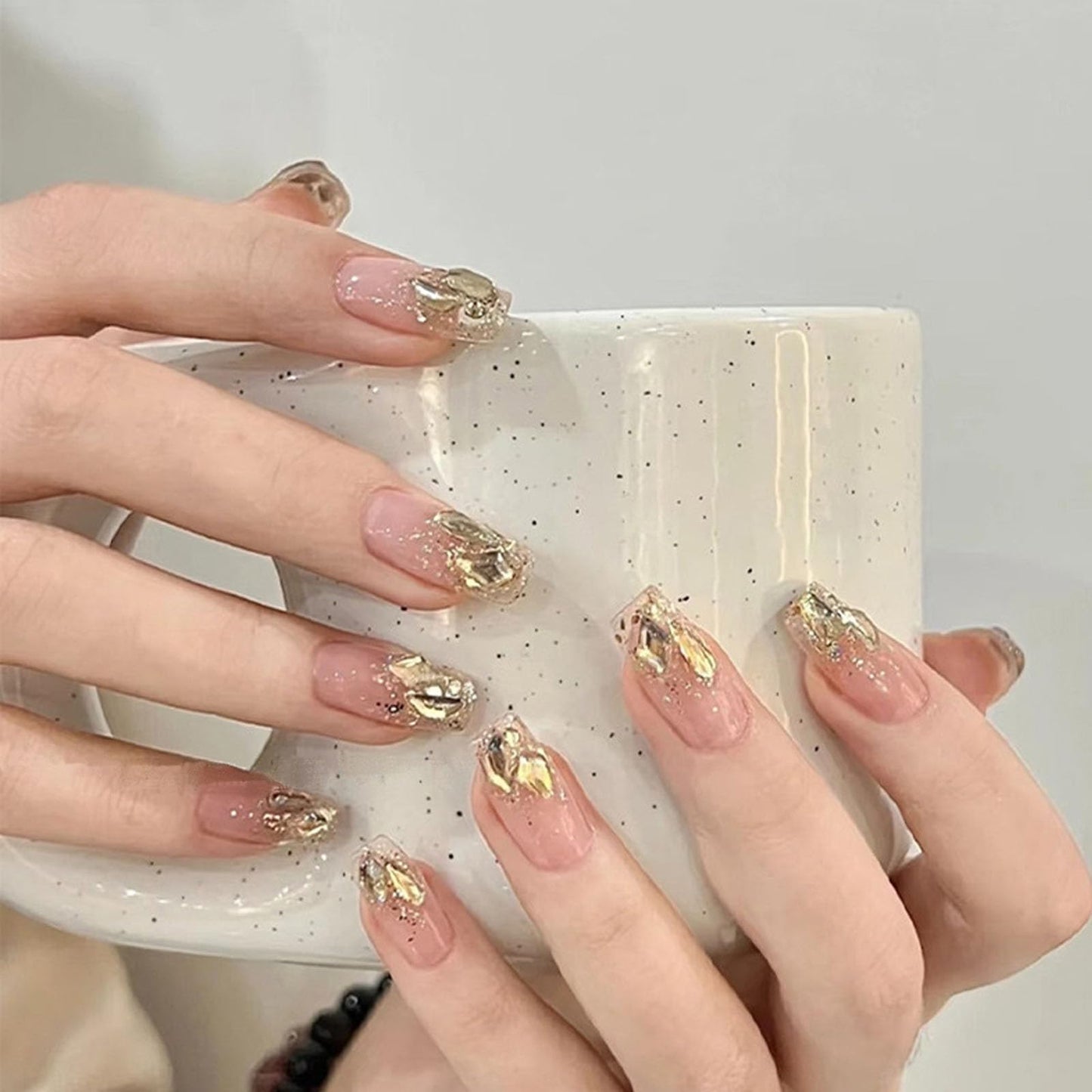 Kaipheiquan Champagne Nail Rhinestones Kit, 18 Types of 900 Special-Shaped Nail Diamonds + 3200 Flat-Bottomed Nail Rhinestones, 3D Nail Crystals DIY Crafts Gemstones for Nail
