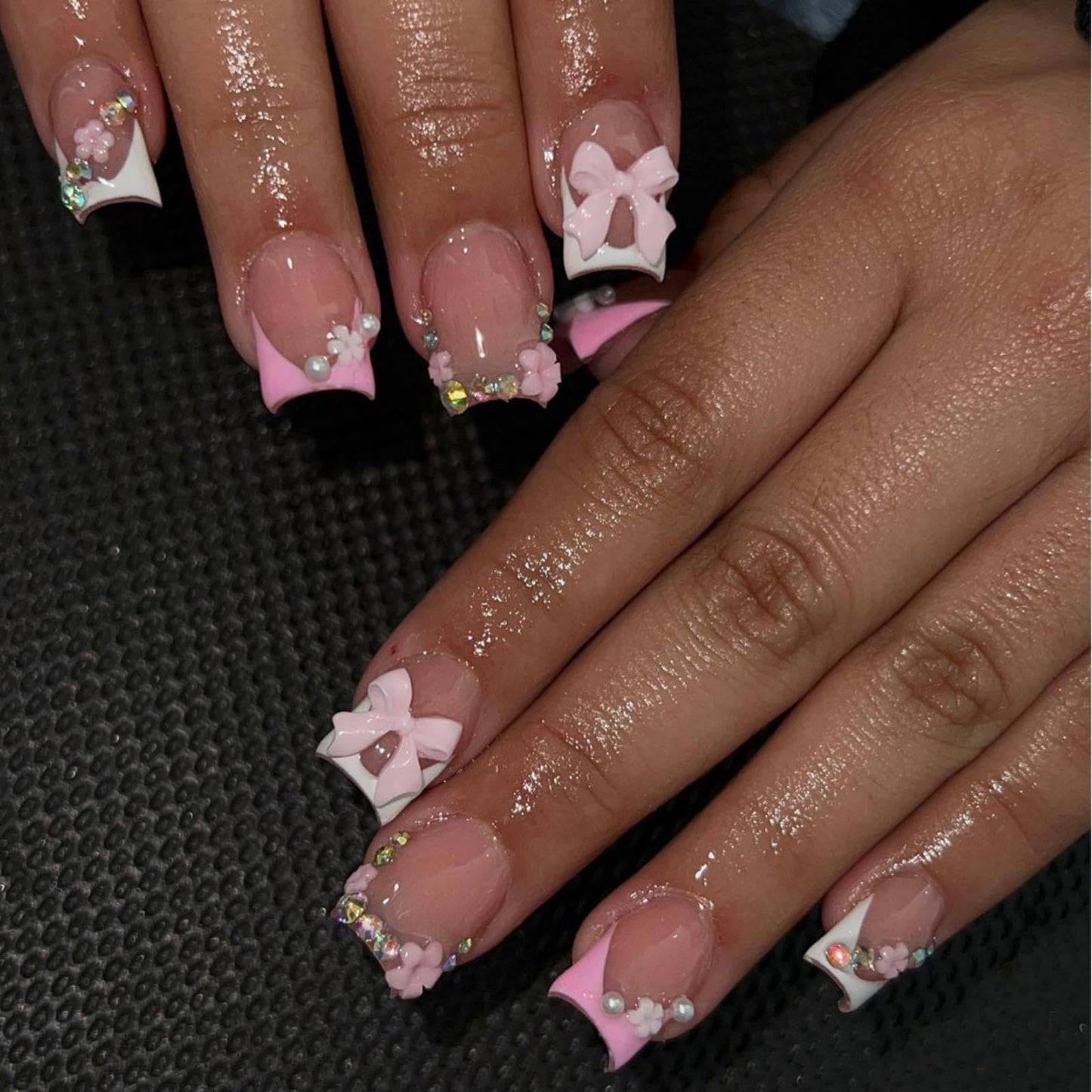 Bow Press on Nails Short Square Fake Nails French Tip Nail Press ons with Rhinestone Design Flower Glue on Nail Glossy Full Cover Artificial Acrylic Stick on Nails for Women Girls Manicure 24Pcs