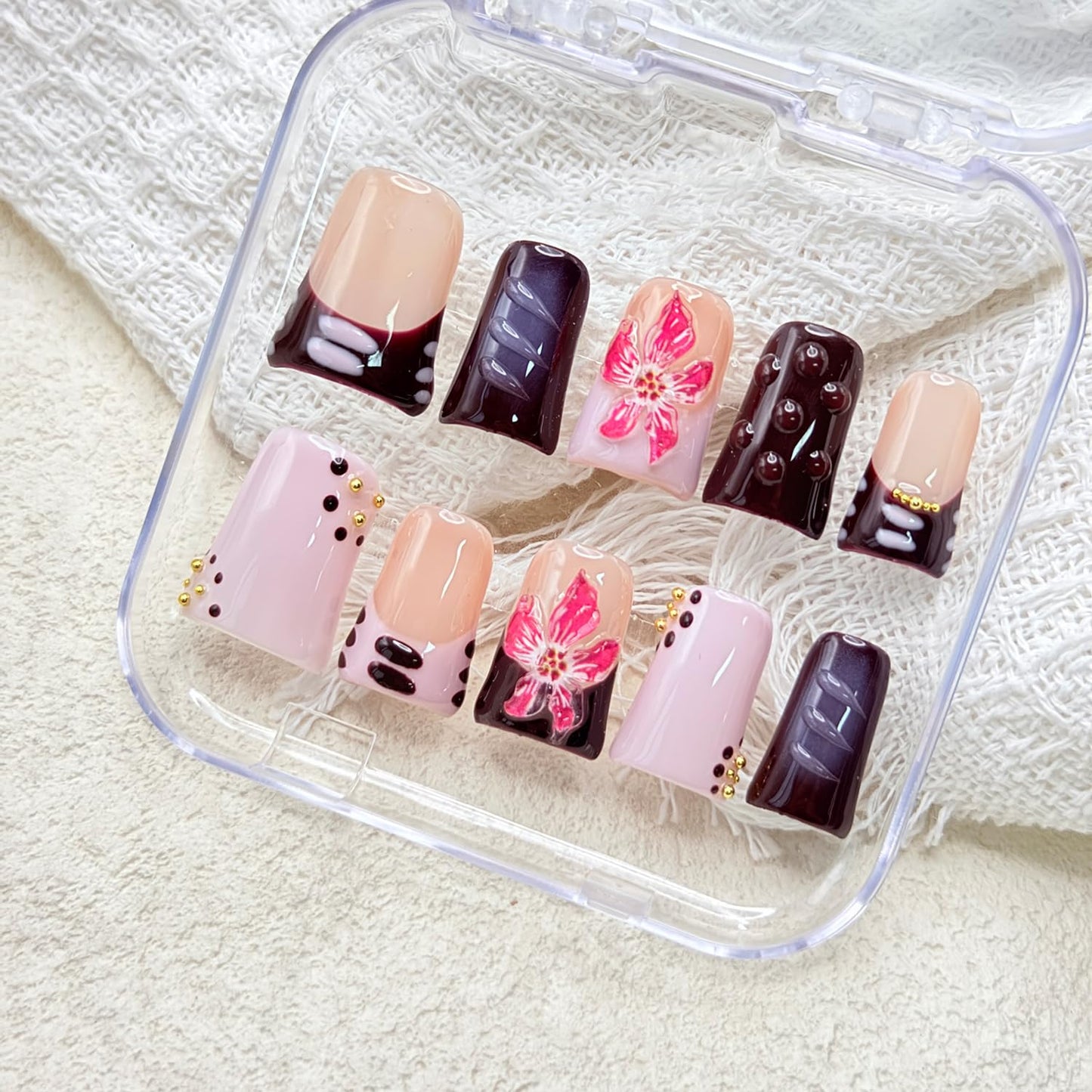 10 Pcs Handmade Duck Press on Nails 3D Art Flower Fake Nails with Golden Pearl Design Reusable Artificial Acrylic False Nail for Women Girls DIY（Size M)