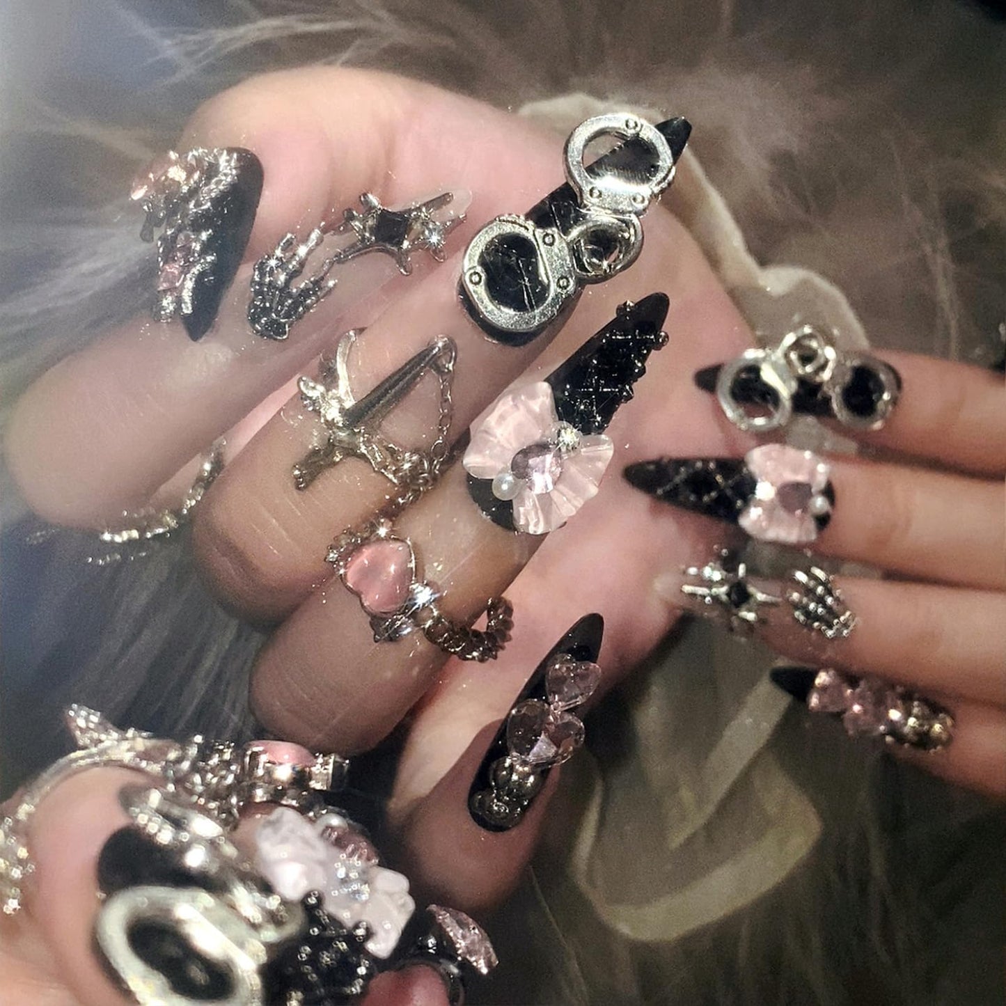 SINHOT Stiletto Press on Nails - Long Fake Nails, Glossy Finish, Y2K Charms & Goth Black, DIY Artificial False Nail Art - 24 Pcs Nail Kit with Glue