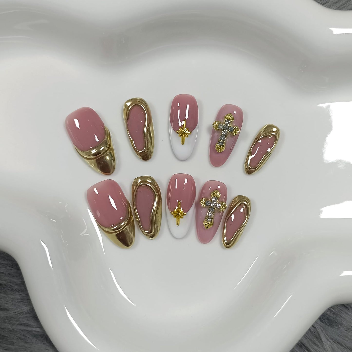 TENPAL 10Pcs Handmade Press On Nails Almond With Tools,Acrylic Icy Platinum French Tips Fake Nails with 3D Metal Cross,Glossy Y2K Blush Glitter Edgy Sweet Glue on Nails for Women,Gold French Nails(M)