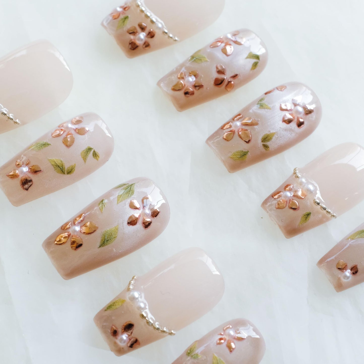 [GLORS] Medium Ballerina Press On Nails, Nude Pink with Rose Gold Foil and Pearl Accents, 10 Pieces (Small, MB)