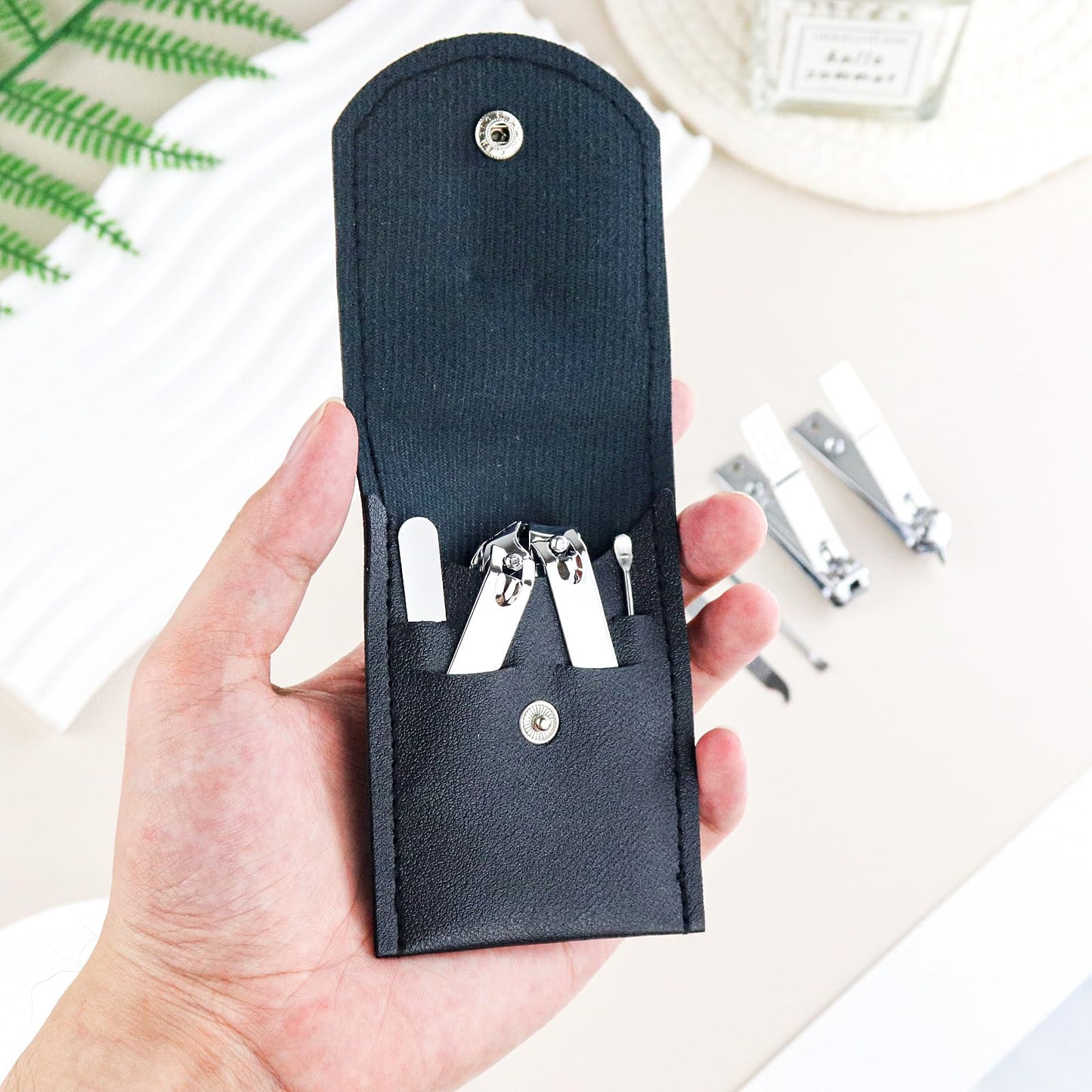 HAIFOTRVA 100 Sets Finger Nail Clipper Set Bulk,4 in 1 Black Adult Stainless Steel Travel Manicure Kit with Case Individually Wrapped Nail Clippers Bulk for Homeless,Hotel,Charity