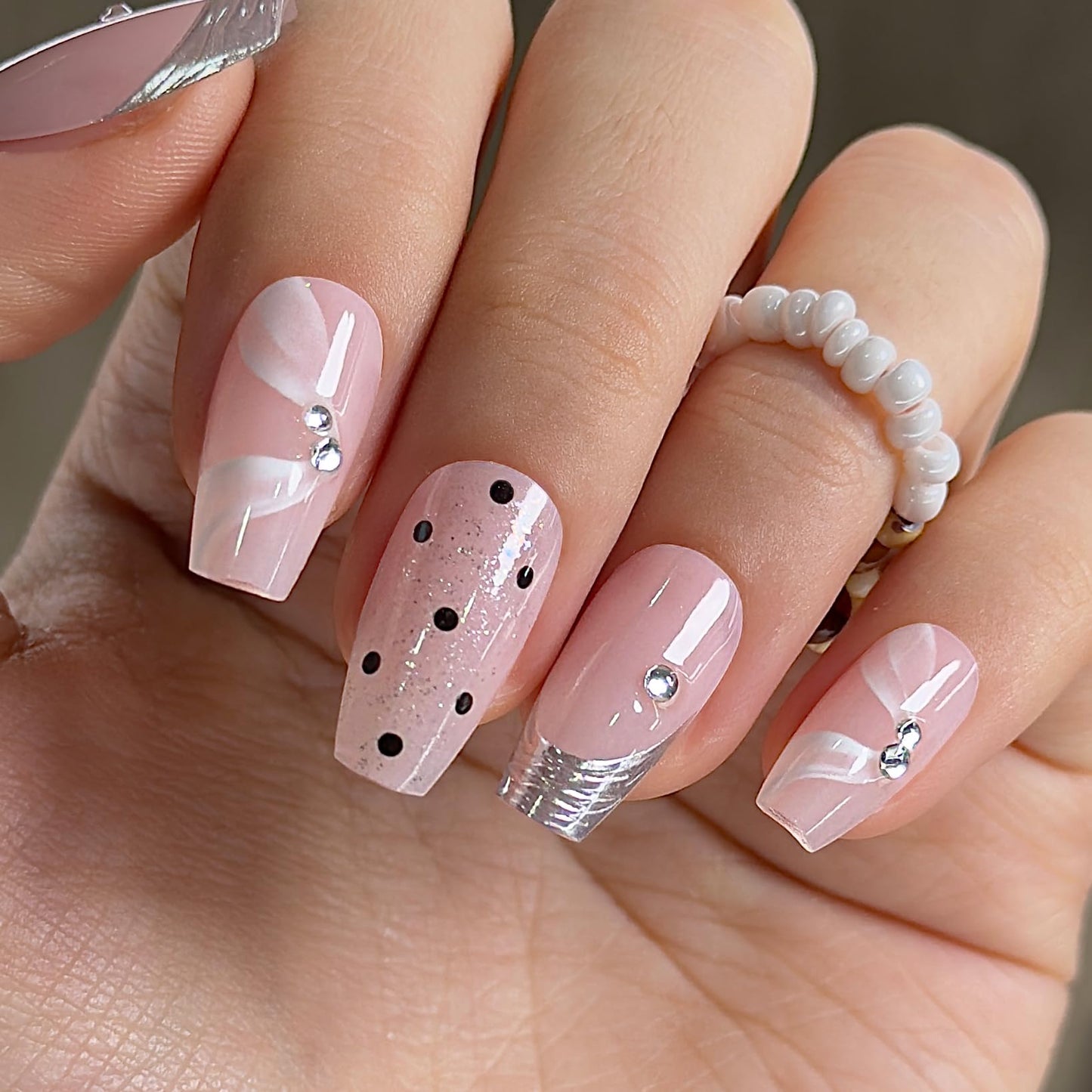 CurvLife Press on Nails Short Square Acrylic Fake Nails with Apricot Design Full Cover False Nails Glossy Nude Glue on Nails Artificial Stick on Nails for Women (Leopard and Flower French)