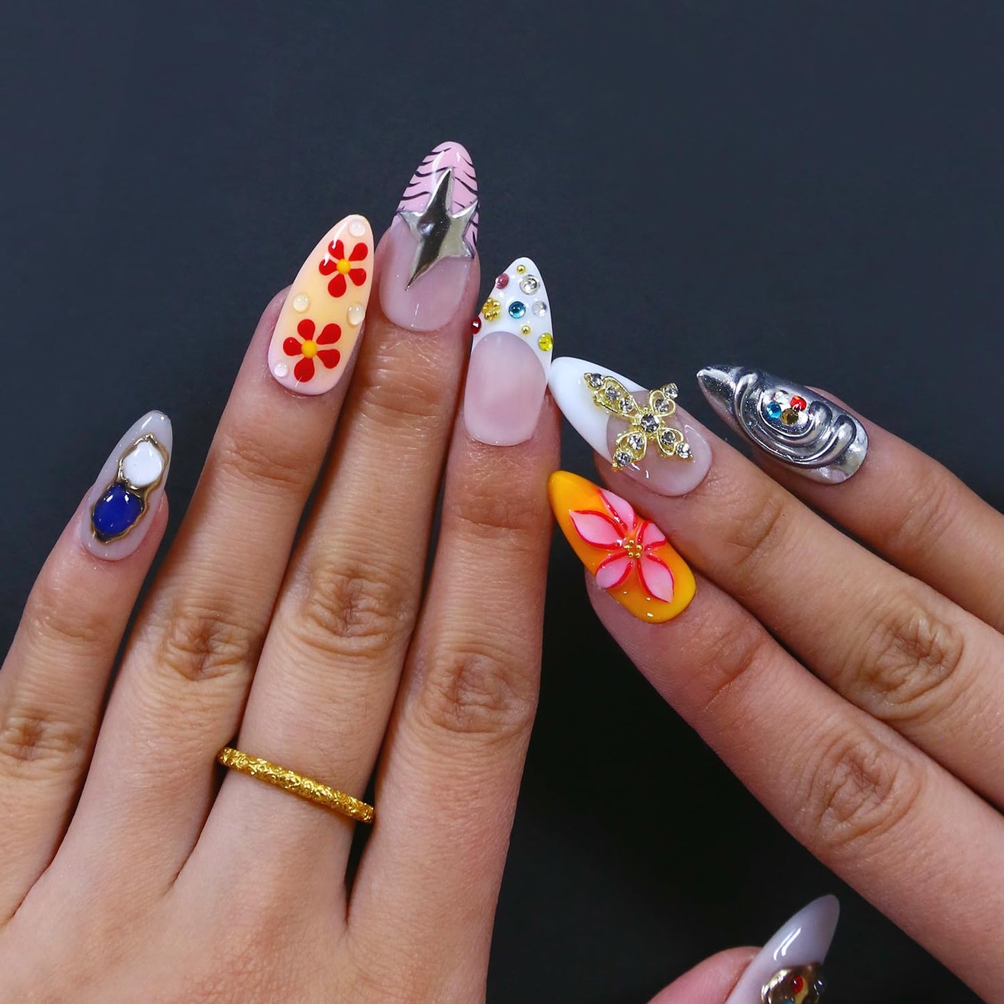 MXYIYANR Press on Nails Almond Fake Nails, Hnadmade French Tip False Nails with 3D Design Fingernails, Full Cover Stick on Nails for Women Manicure 10 Pcs (M)