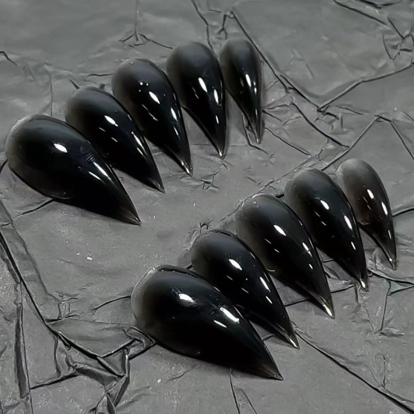 Luxury Press on Nails Medium Stiletto Handmade Eagle Claw Unique Reusable ABS Material Fake Nails Dragon Cat Claw False Nails with Designs Black Glossy Glue on Nail Curved Thick Acrylic Nail(S)