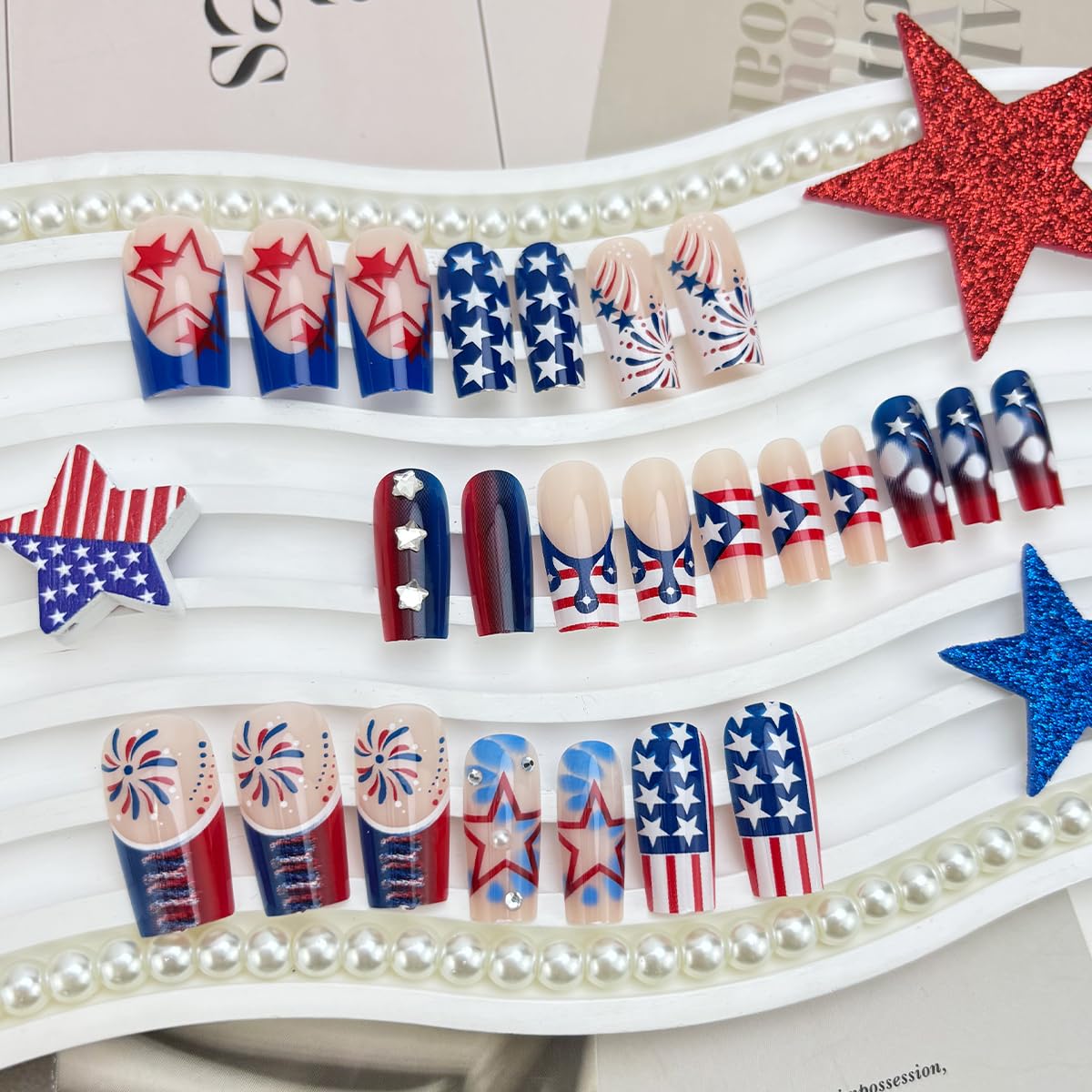 24Pcs 4th of July Press on Nails Medium Square French Tip Fake Nails with Star Rhinestone Design Independence Day False Nails Patriotic Flag Star Glue on Nails for Women Holiday Acrylic Nails