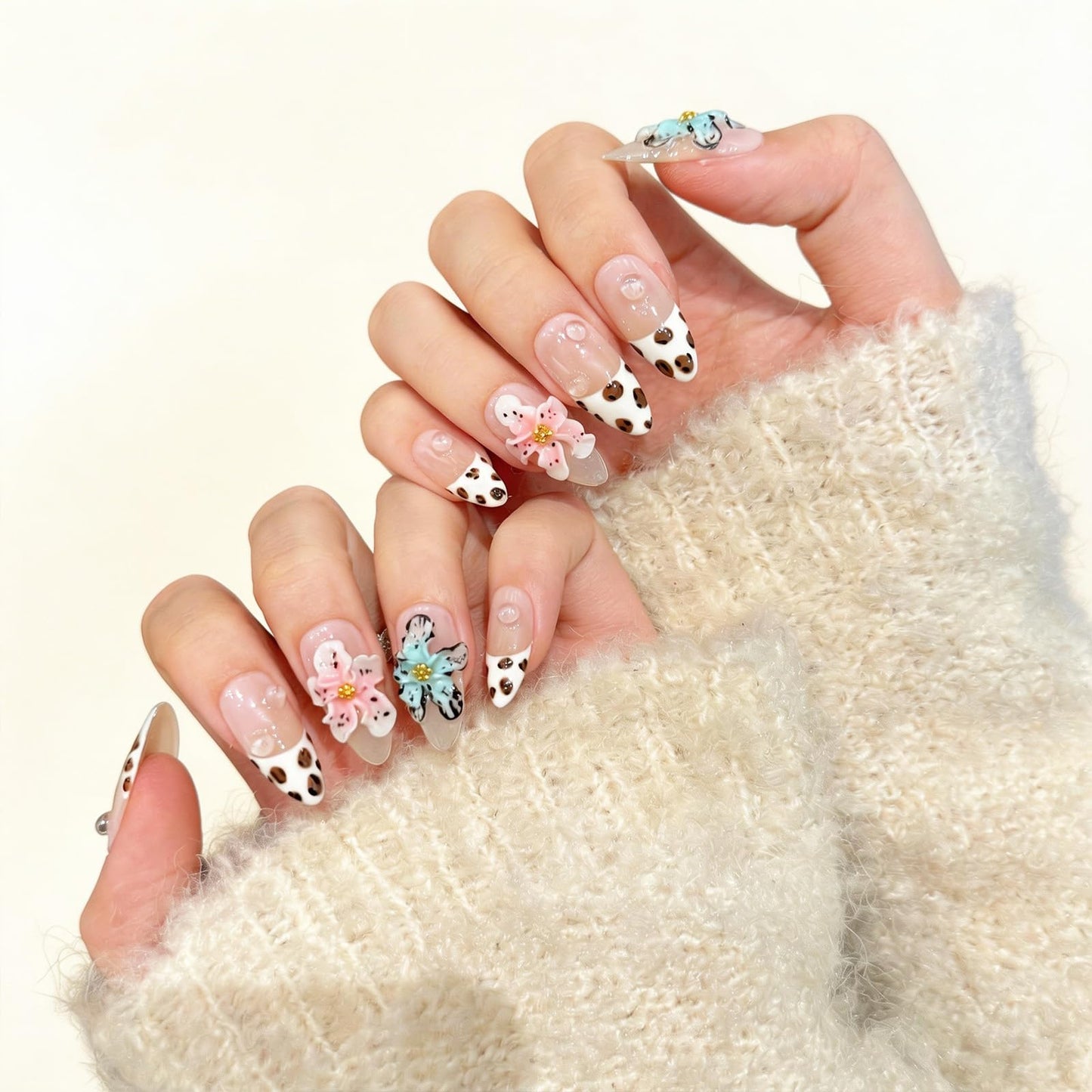 Handmade Press on Nails – Reusable False Nails with Leopard Print French Design, Gradient Tropical 3D Flower Art, Medium Almond Shaped Fake Nails (10PCS-M)