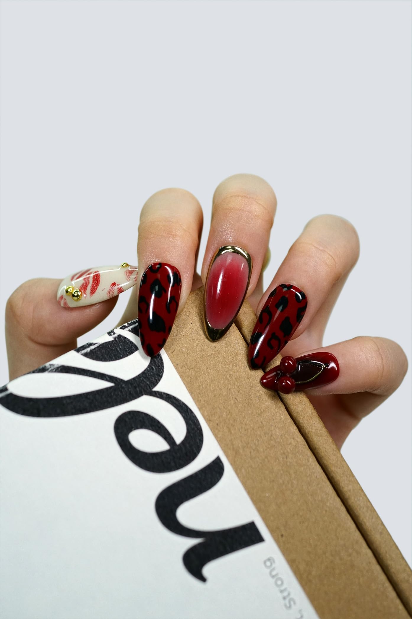 Nelaoco 10PCS Handmade Press On Nails REUSABLE 3D Gel Fake Nails Acrylic Slim Natural Profile Glassy Shine & Detail-Focused Finish (Berry Wild Print Red - M)