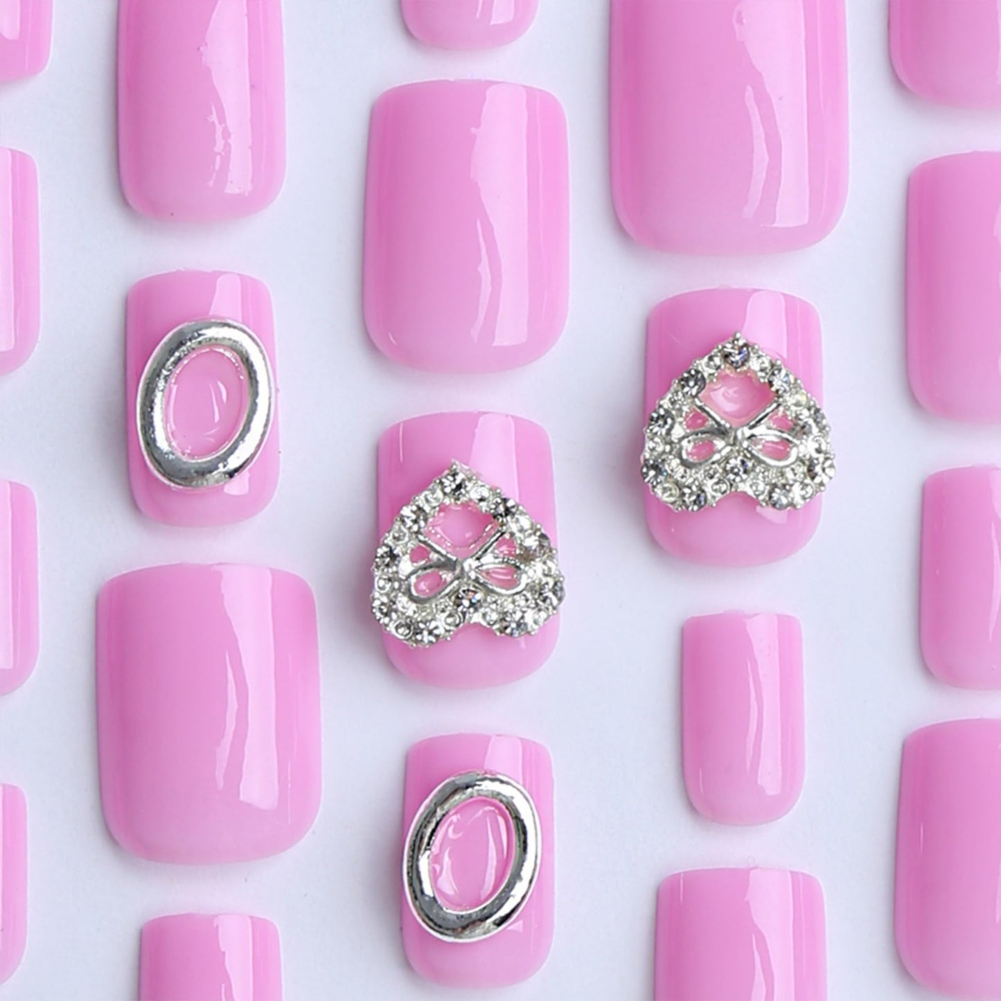 octoswave Press on Nails Square Short Fake Nails Pink Artificial Nail Sparkly Heart Charm Stick on Nail for Women 24pcs