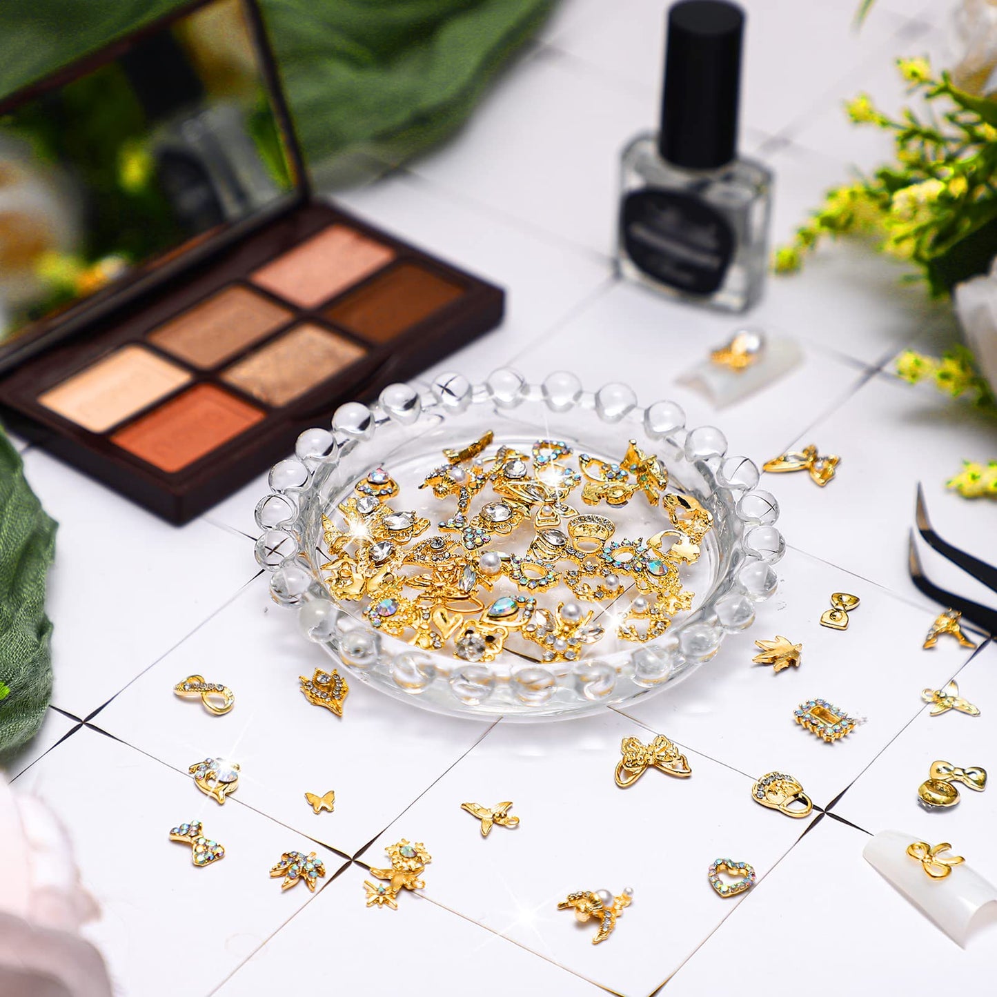 Lounsweer 100 Pcs Gold Nail Charms and Gems, 3D Gold Rhinestones Shiny Metal Crown Heart Butterfly Angel Luxury Crystal Diamonds Decor for Acrylic Nails Art Alloy Women Art Design DIY