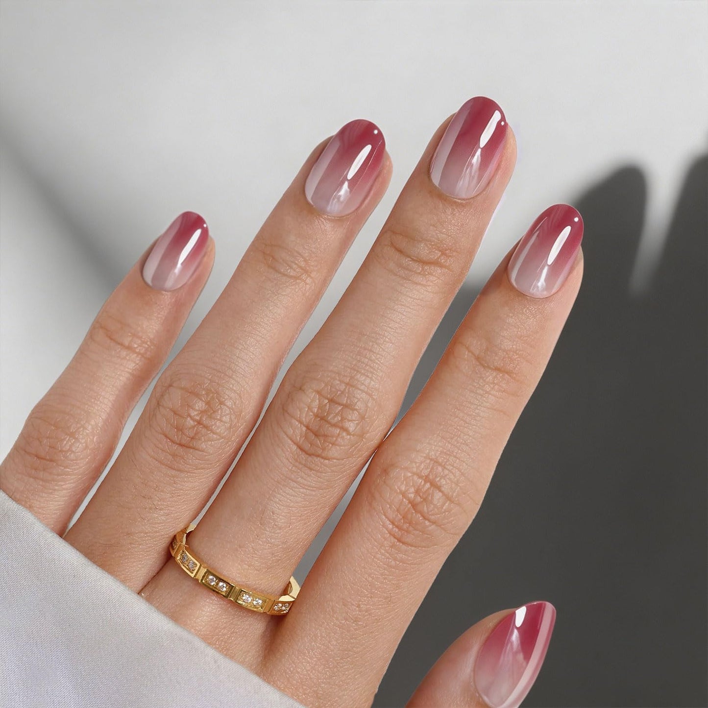 Chrome Press on Nails Oval - GJZEZ Soft Gel Pink to Red Ombre Glazed Donut Fake Nails with Glue Gifts for Women Romantic Glossy Gradient Reusable False Faux Nail | 16 Sizes, 32 pcs, Blush Ombre