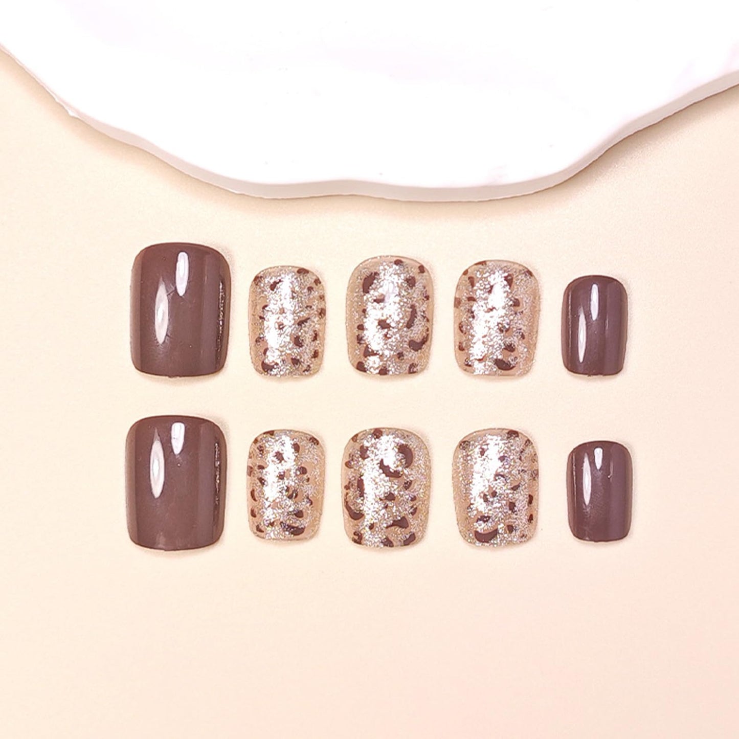 Fall Leopard Print Press on Nails Short Square Fake Nails Leopard Print Glitter Designs Brown Glossy Full Cover Acrylic False Nails Autumn Winter Full Cover for Women Girls Manicure Decoration 24 Pcs