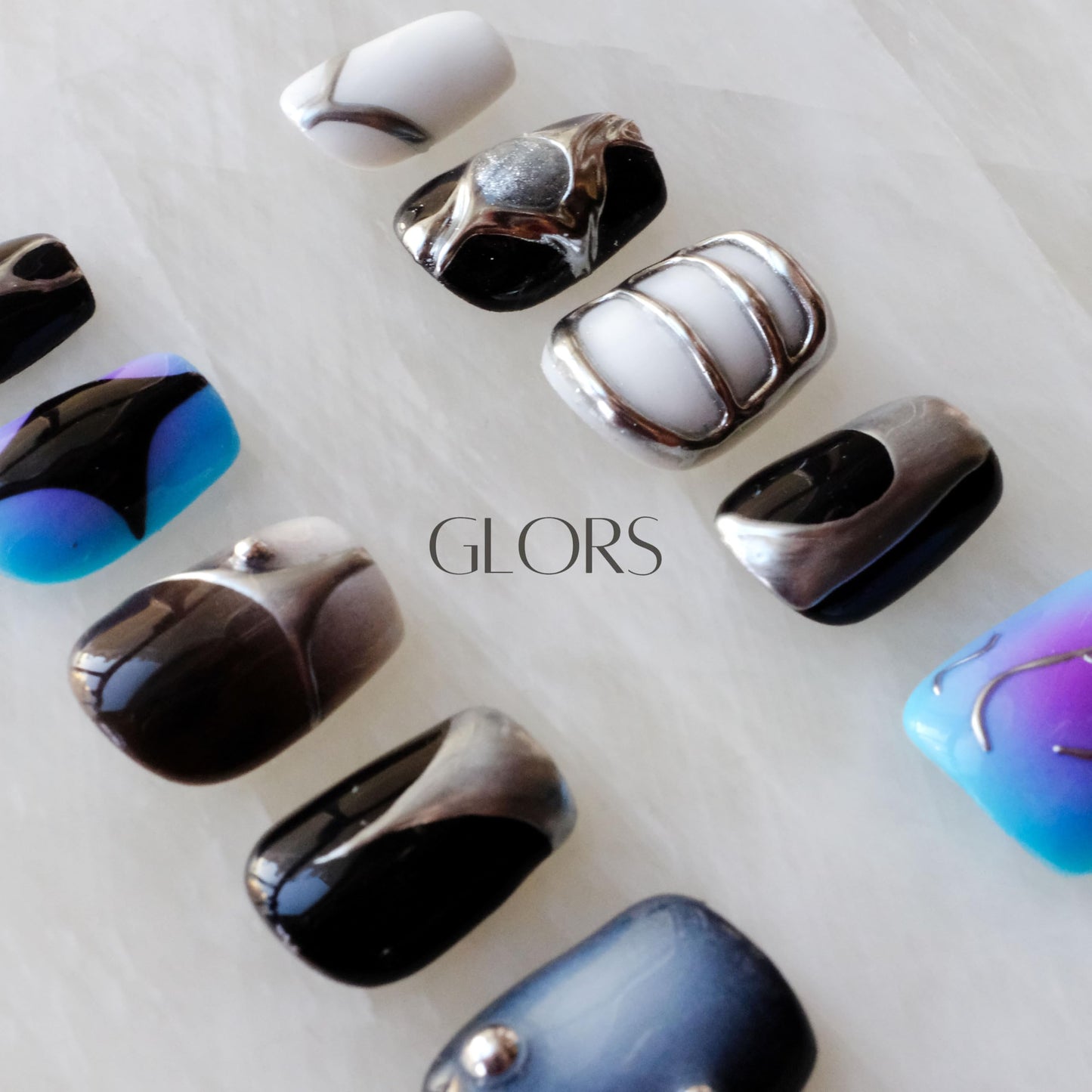[GLORS] Purely Handmade Press On Nails | AI Cyberpunk Style Wearable Fake False Nails | Salon Quality with Metallic Short Nail Art in Short Square 10 pieces(XS,SS)