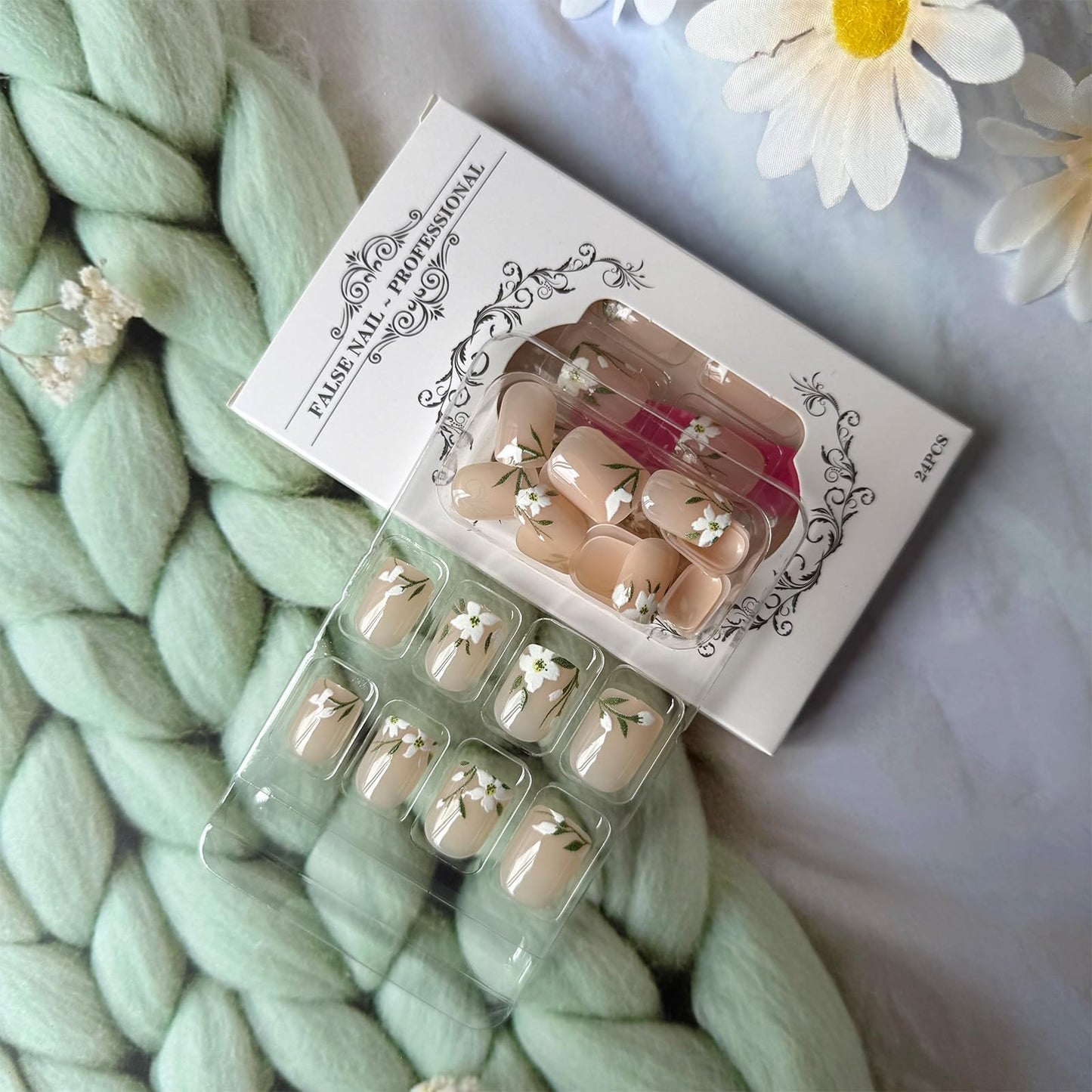 Short Press on Nails with White Flowers Green Leaves Design Spring Floral Fake Nails Cute French Flower Nail Tips Glossy Press on False Nails Square Glue on Nail for Women 24Pcs