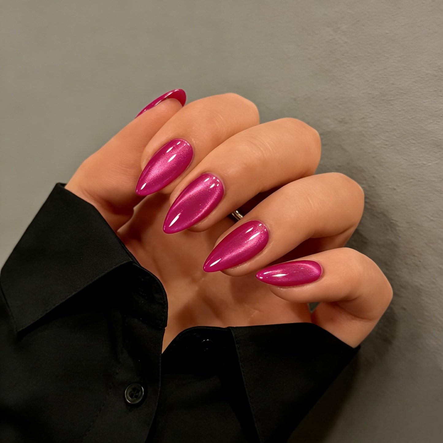 KQueenest Cat Eye Press On Nails Almond - Hot Pink Press On Nails Medium Stiletto, 30 Pcs 15 Sizes Glitter Fake Nails Press ons, Upgrade Thick Quality, Reusable Vibrant Fushia Glue on Nail for Women