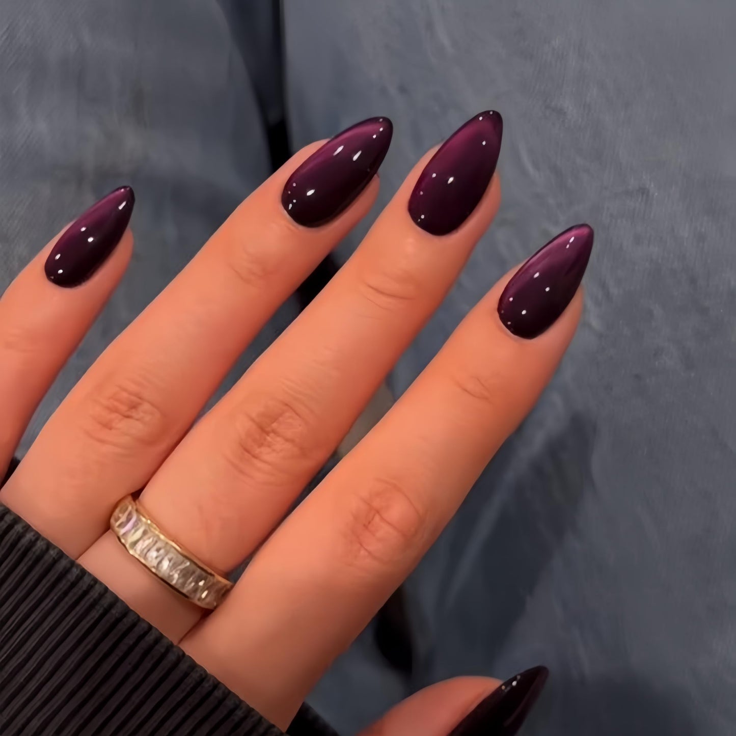KQueenest Purple Cat Eye Press on Nails Almond Shape, 30 Pcs Black Glitter Fake Nails Medium, Thick Dark Sparkly Nails Press on, Shiny Acrylic Nails, Cute Bling Stick on Nails for Women Manicure