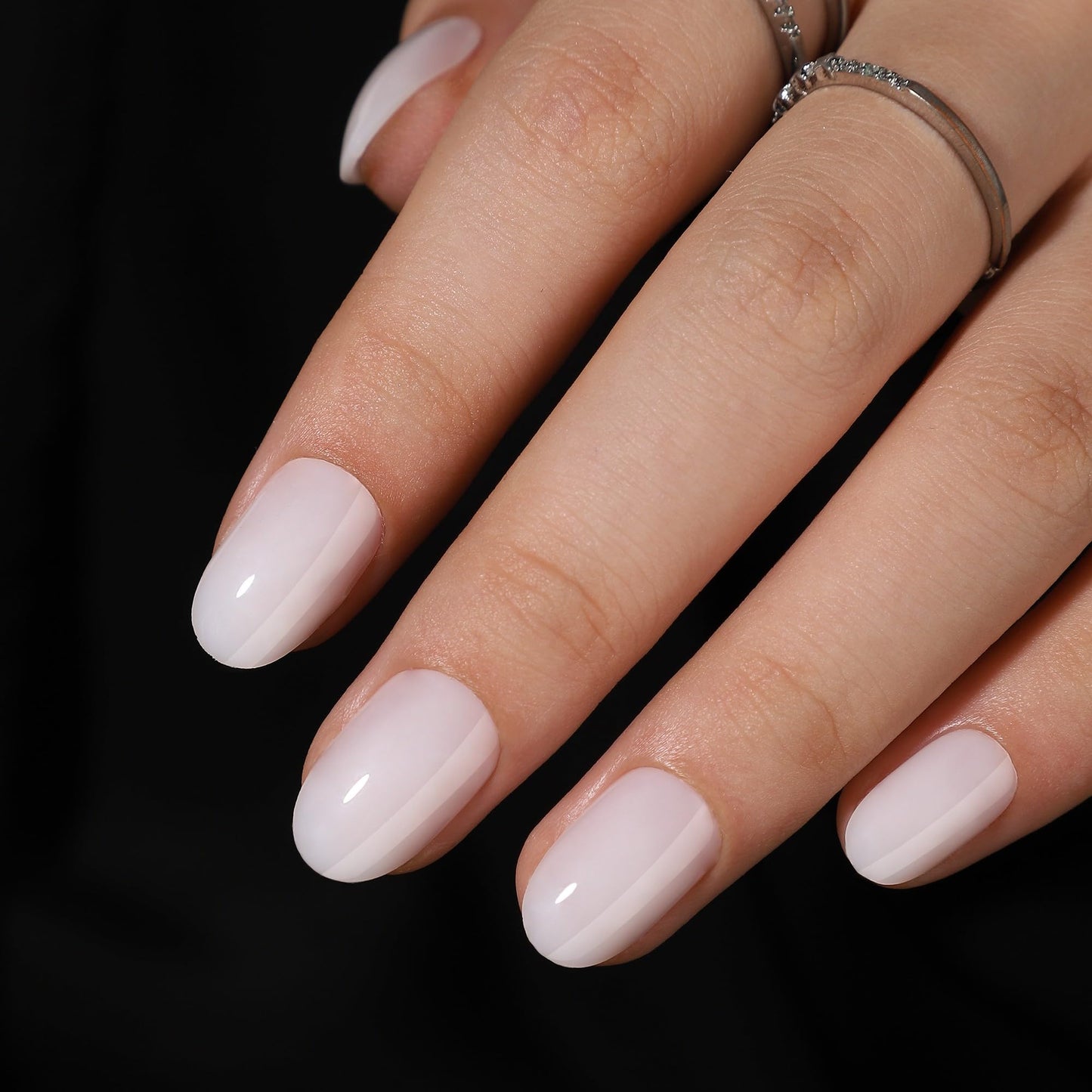 RTKHFZE Press On Nails Short - White Soft Gel Oval Almond Shape Fake Nails Kit with Glue, Fit Perfectly, Reusable in 16 Sizes - 32Pcs
