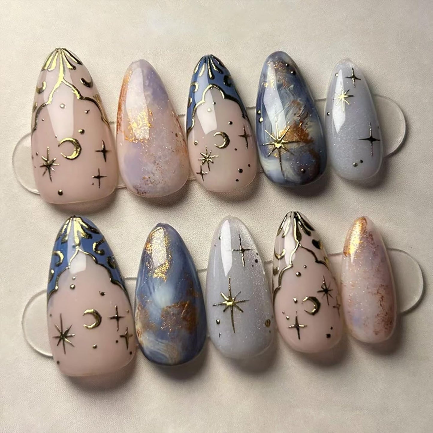 24Pcs Gold Star Press on Nails Medium Almond French Tip Fake Nails with Cloud Gilding Design Nude Pink Full Cover Artificial Glue on Nails Glossy False Nails Cute Stick on Nails for Women DIY Manicure