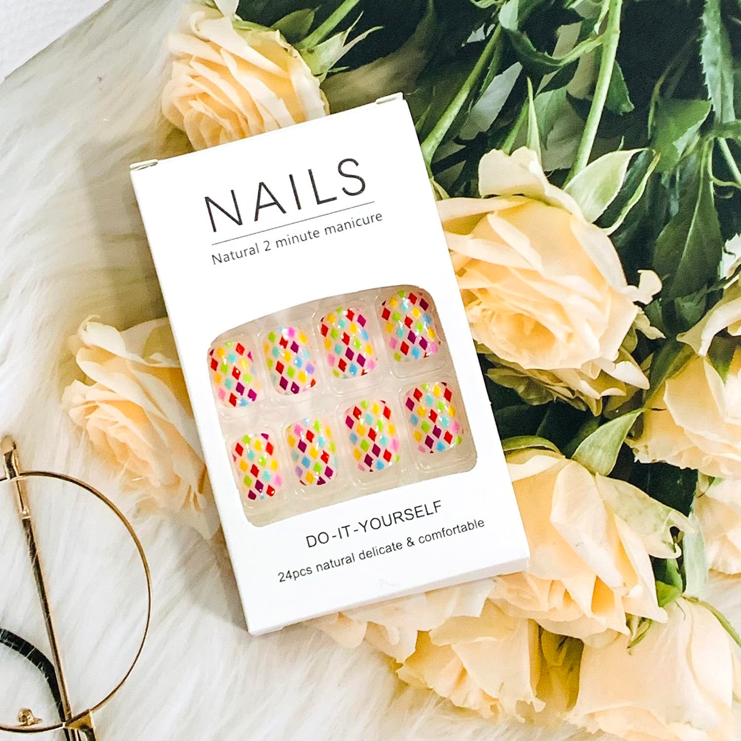 Vezocim Press on Nails Square Short 24Pcs Press on Nails with Rhombus Designs Glossy Full Cover Acrylic Extra Short Coffin False Nails Glue ons Fingernails Artificial Fake Nails for Women Girls
