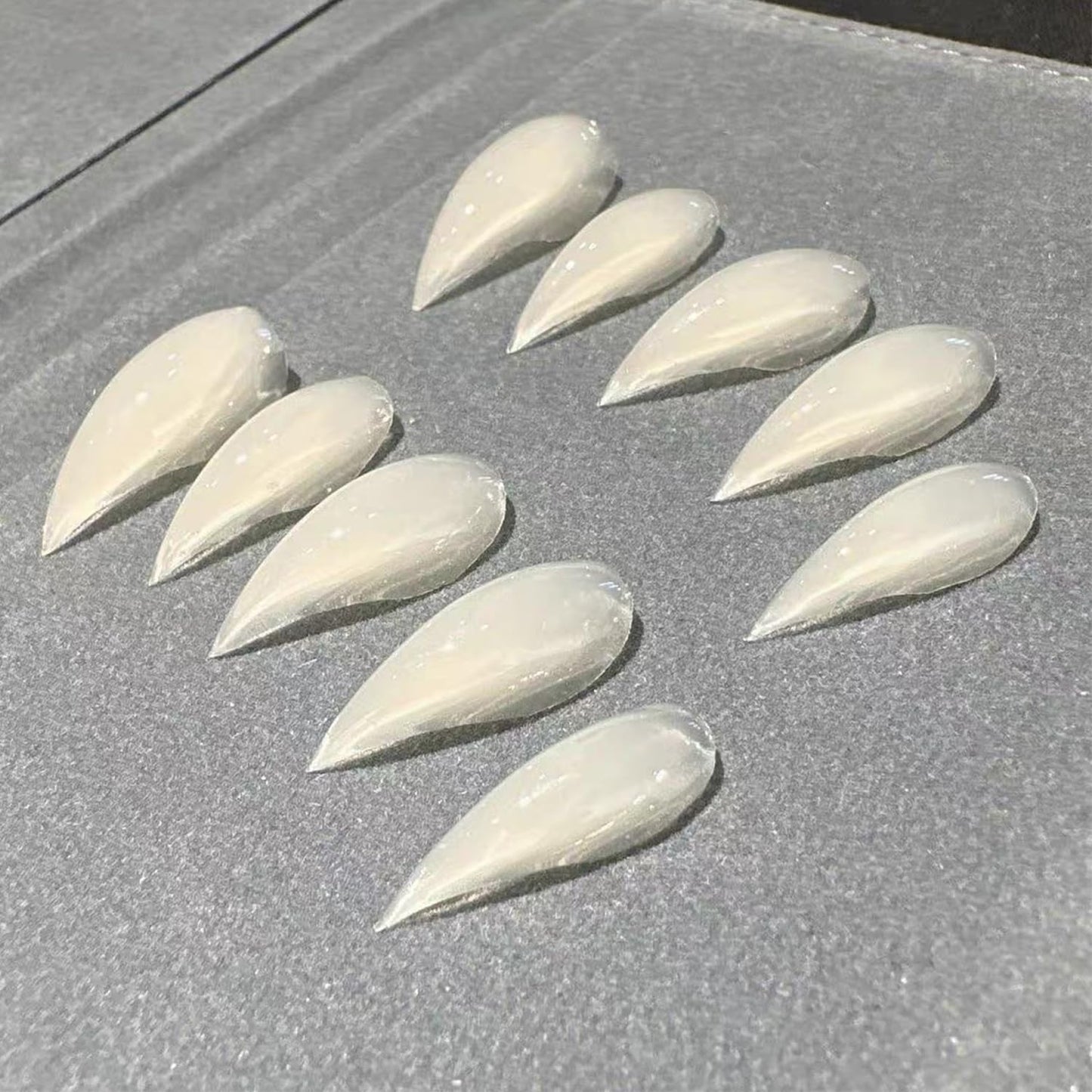 10 Pcs Handmade Press on Nails Short Curved Unique Stiletto Eagle Claw Acrylic Fake Nail with Dragon Claw Design Thickened Goth Nails Press Ons Full Cover Reusable Nail for Women（S）