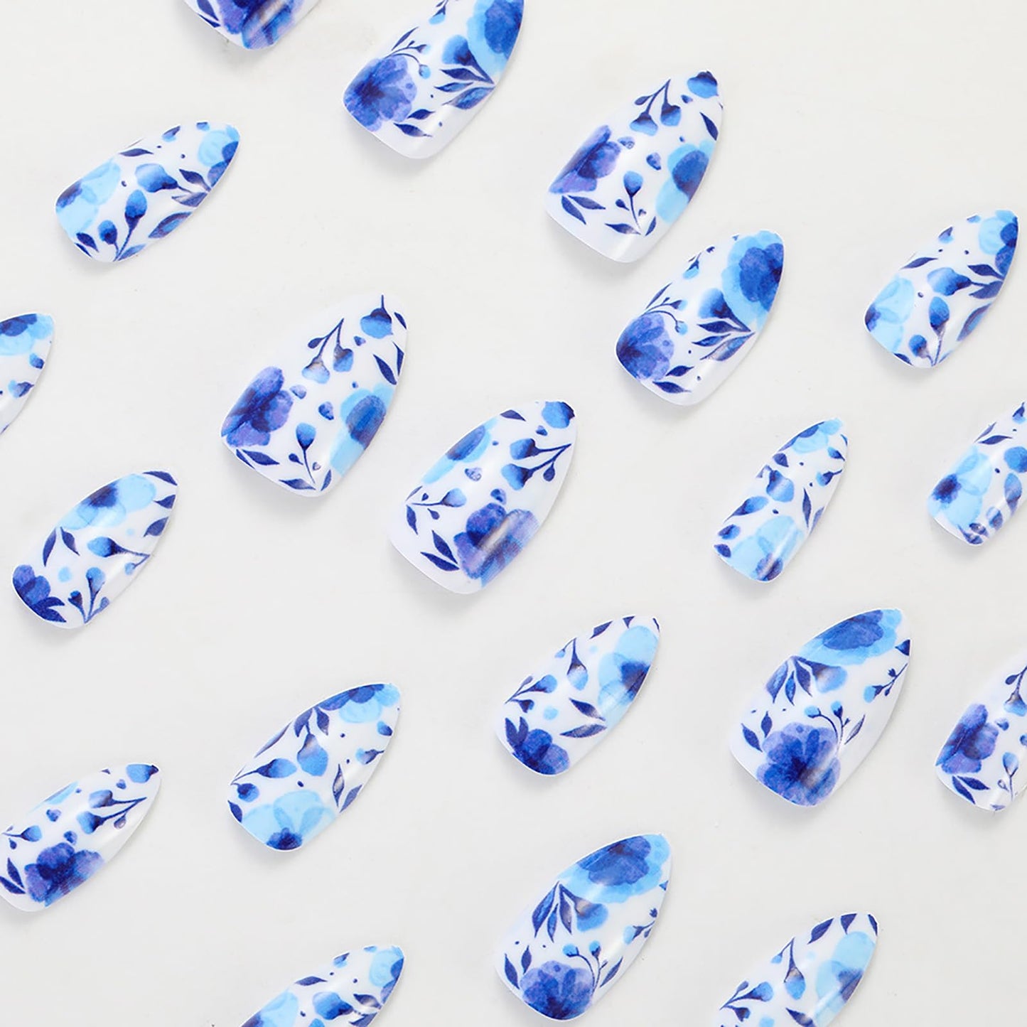Rilafuvu Press on Nails Almond Fake Nails Short False Nail Blue and White Porcelain Acrylic Nails Full Cover Glue on Nail Glossy Stick on Nail Floral Acrylic Press on Nails Cute/lovely 24Pcs-12Sizes