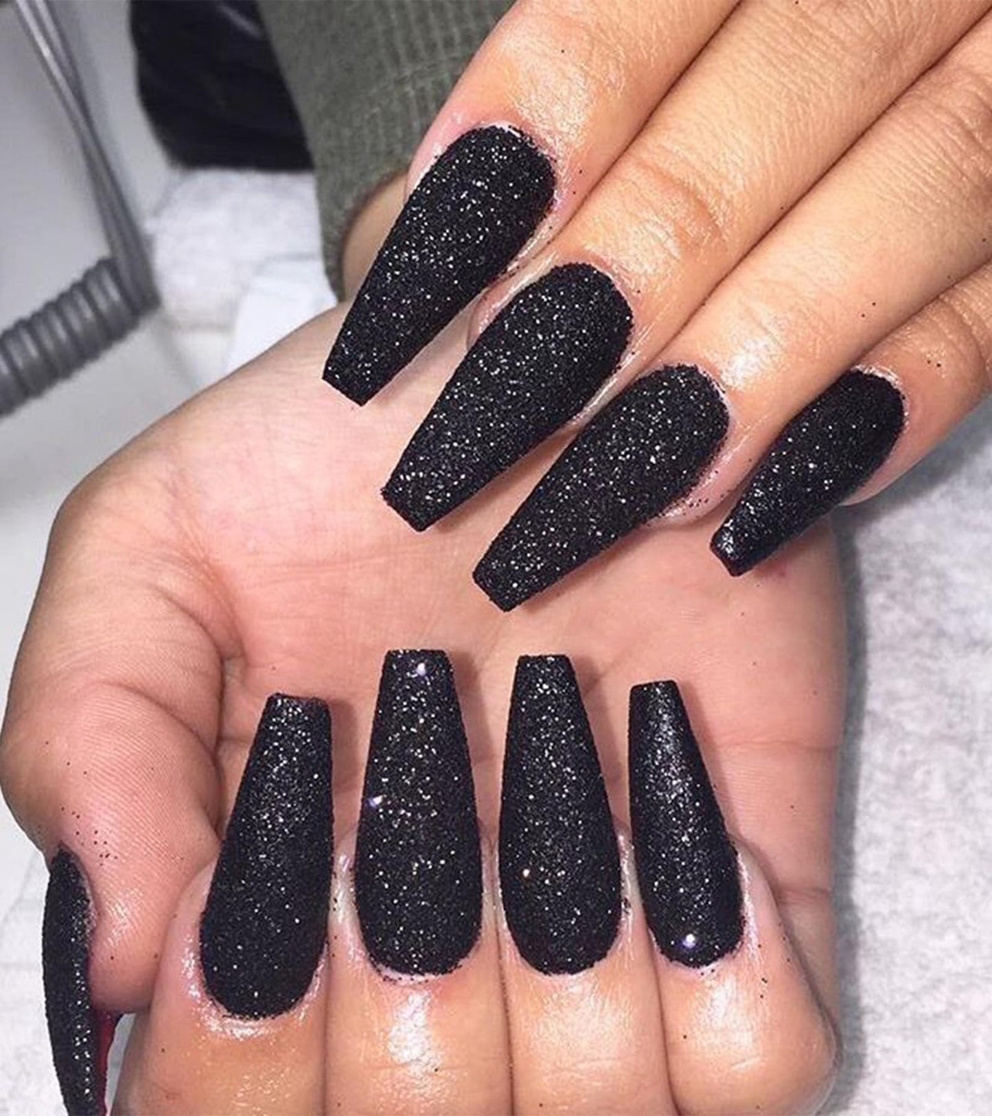 Aegenacess Black Press On Nails Coffin - Long With Glue Stickers, Glitter Stick On for Women, Light Weight in 12 Sizes, 24pcs Fake Nail Kit