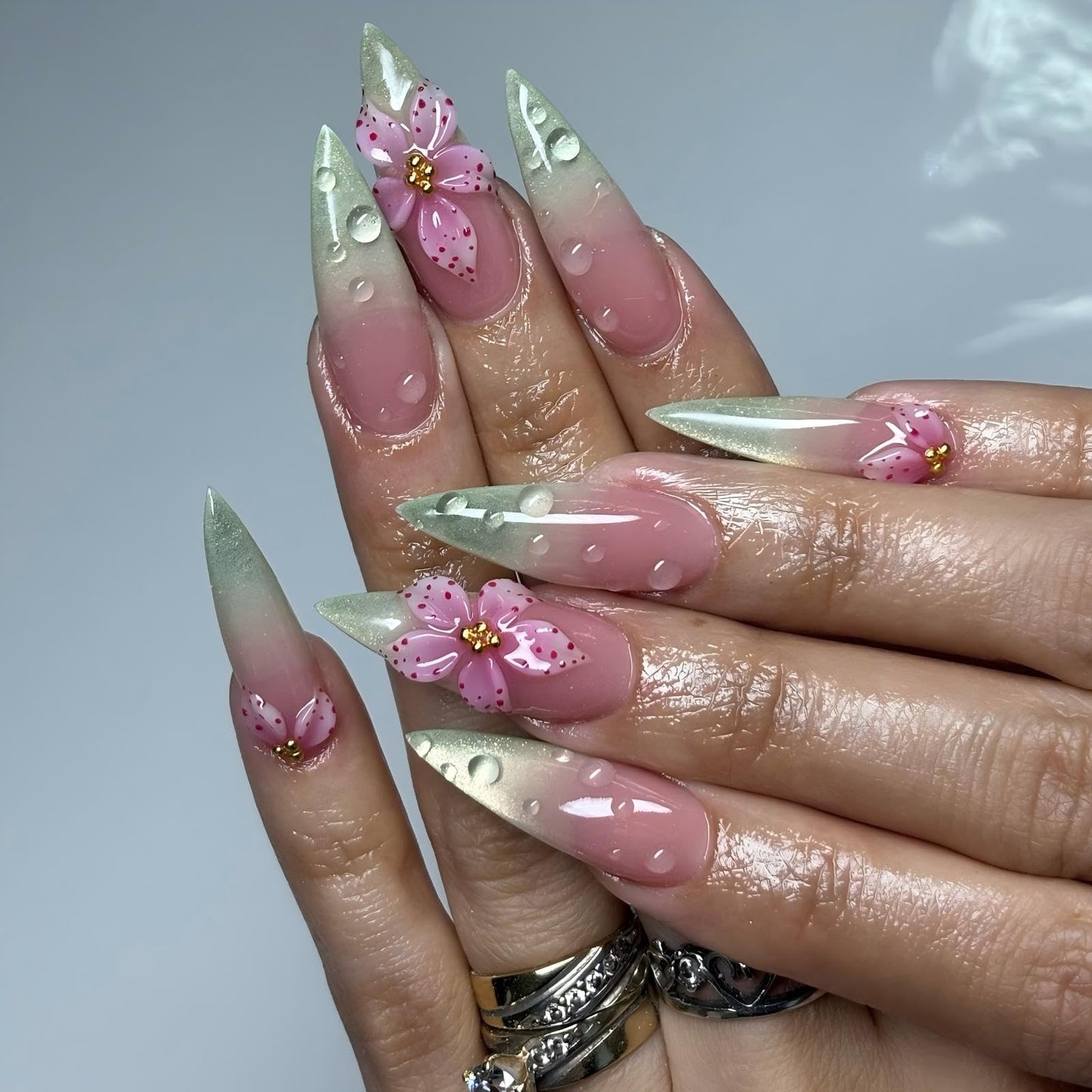 Handmade Press on Nails Long Almond Tip Fake Nails Summer 3D Flowers Design Nails Press Ons with Glossy Cat Eyes Reusable False Nails Luxury Full Cover Stick on Nail for Women Manicure 10Pcs (Size M)