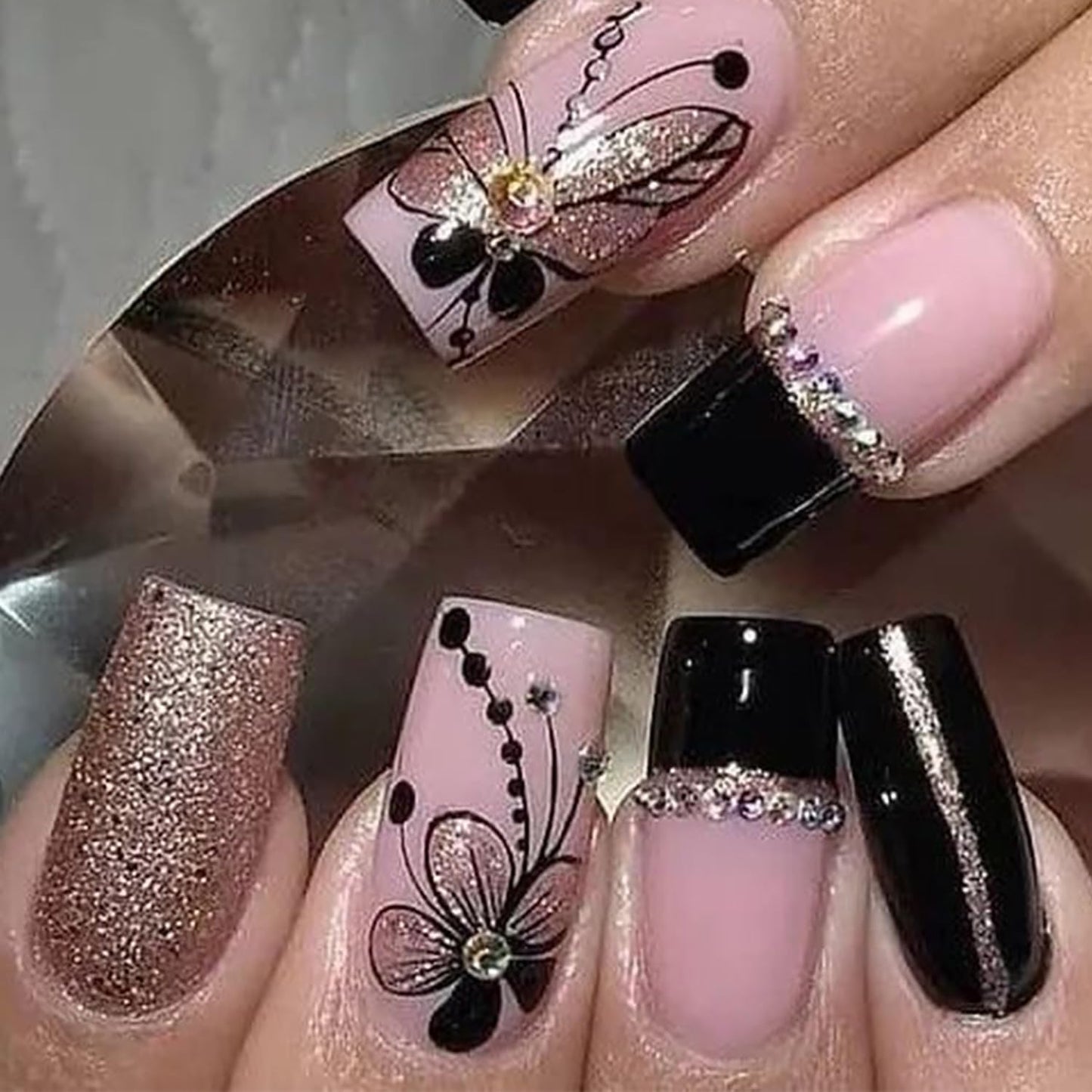 FIEONCIY Press on Nails Square Medium Length Glossy Full Cover Acrylic Square Shaped False Nails with Designs Artificial Short Coffin Fake Nails with Charms Glue ons Fingernails for Women(BKS3100)
