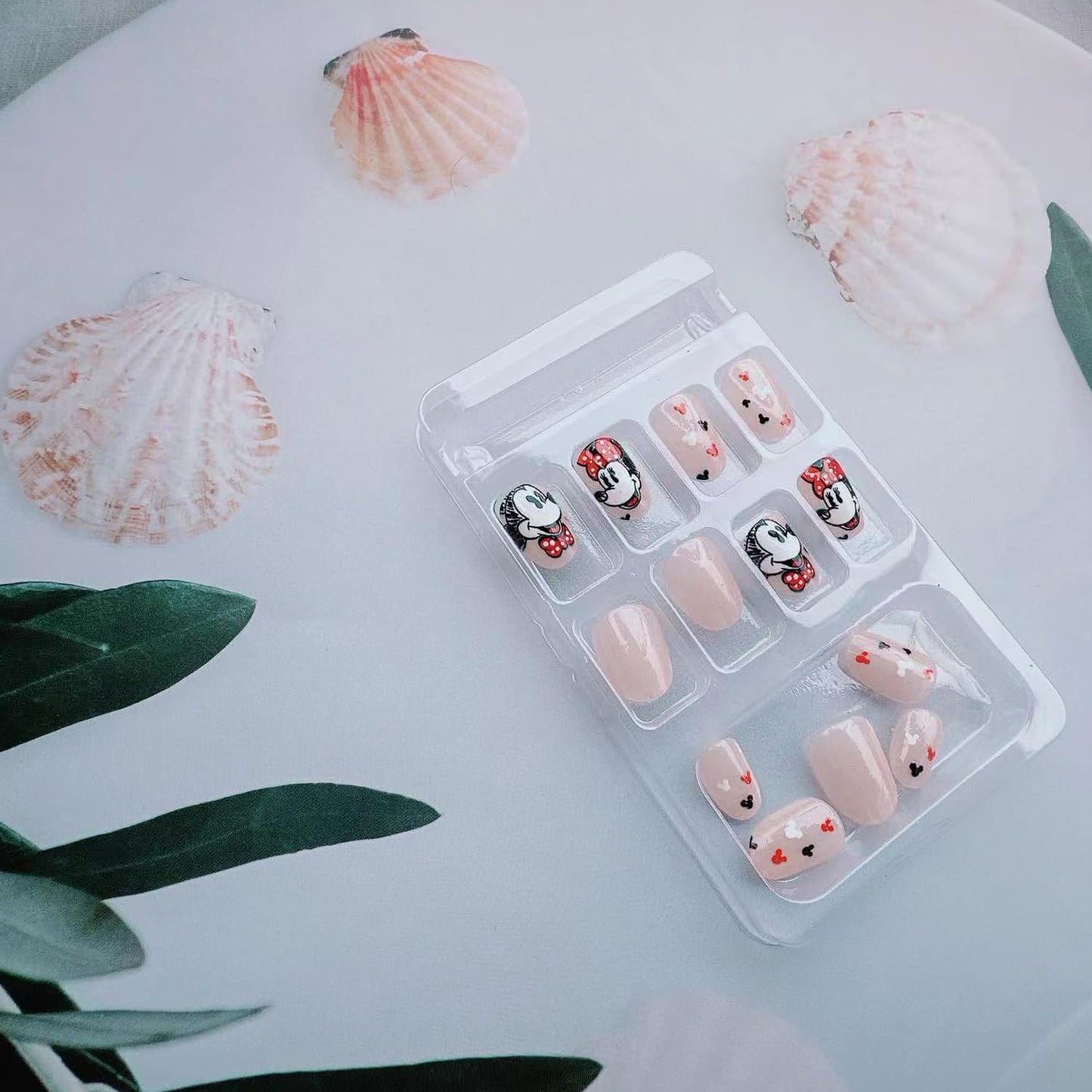 24Pcs Cute Press on Nails Short Fake Nails Tips Glitter Full Cover Nude False Nail for Women Artificial Reusable Nails Kit with Nail Jelly Glue Cartoon Press on Fashion False Nails Gifts