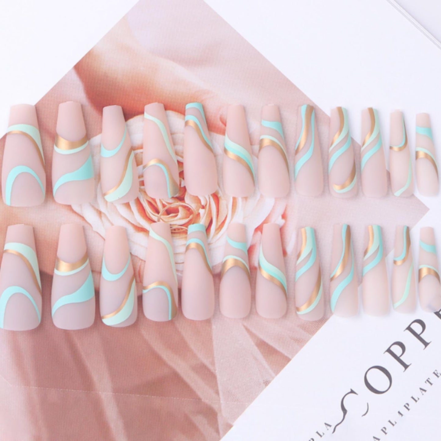 DANMANR Short Fake Nails Press on French Nails Tips Full Cover Acrylic Square False Nails Art for Women and Girls24PCS