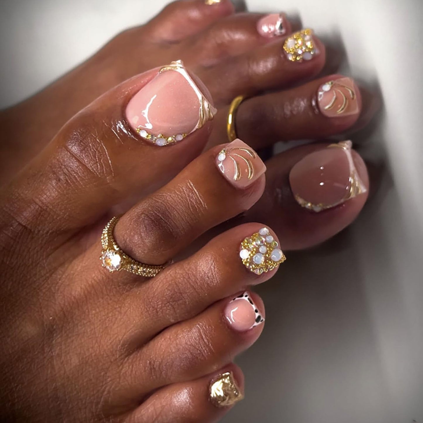 FIEONCIY Press on Toenails with Designs Acrylic Fake Nails for Toe Artificial False Nails with Charms Press on Toe Nails for Spring Summer Stick on Toenails for Women Girls(WSJ2512)