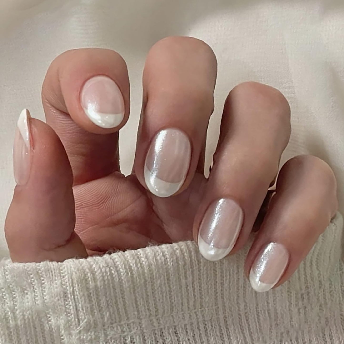 HOSAILY Short Oval Press on Nails Almond, White Chrome Press ons Small Fake Nails French Tip Pearl Shine Design Glue on Nails, 24pcs Natural Nude Glossy Classic Full Cover Stick on Nails for Women