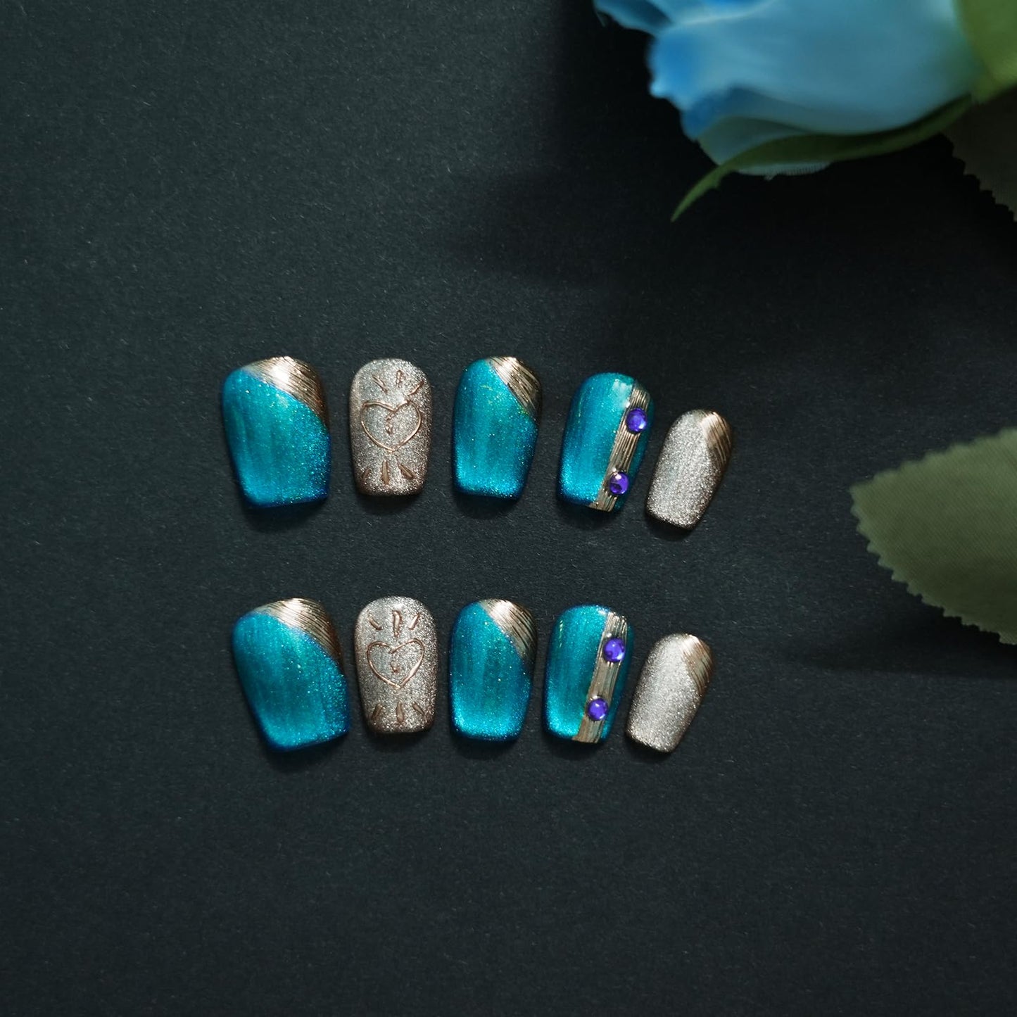 Tesytto Luxury Blue Cat Eye Press on Nails, Handmade 3D Short Square Nails Glitter Blue & Gold Ombre with Heart Line Art and Rhinestone Accents for New Year,Party, Valentine's Day (Neon Cat Eye,S)