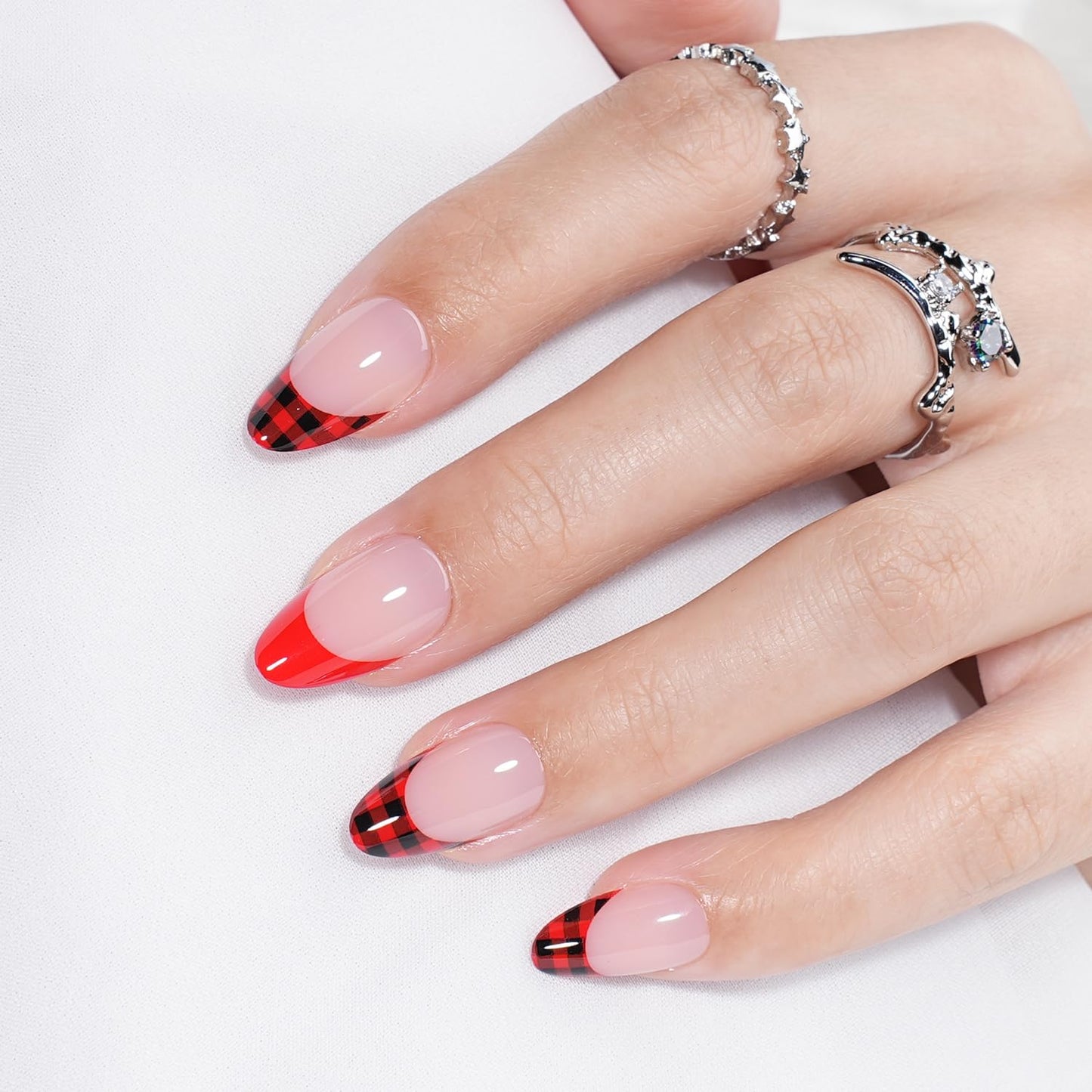 Leefrei French Tip Press on Nails - Glossy Red Press on Nail, Short Almond Fake Nails Reusable Nails Press ons for Women, 32 Pieces in 16 Sizes False Nails Kit with Glue, Tartan Cheer