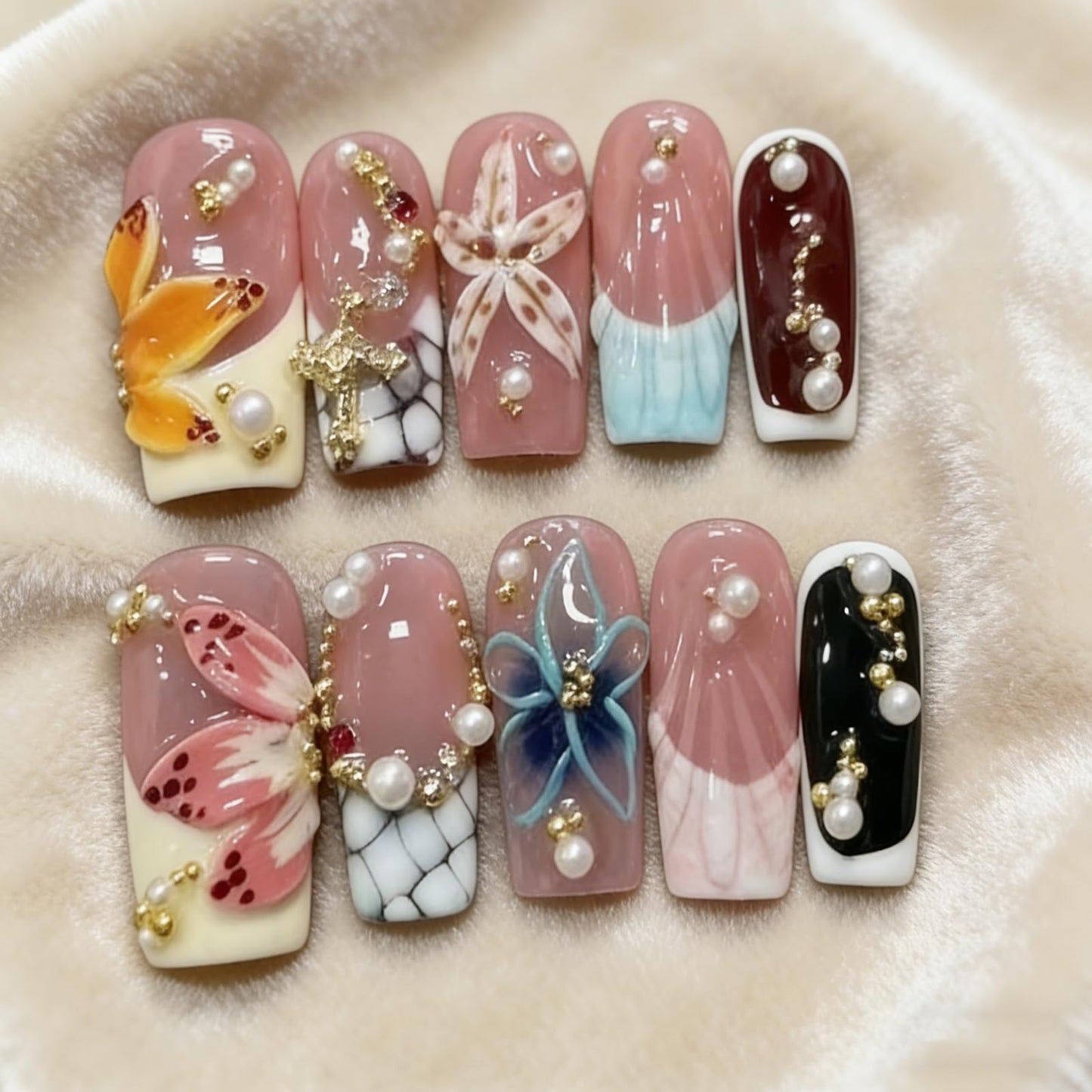 Floral Handmade Medium Square Press on Nails Nude Base Colorful 3D Floral Accents Pearl Chain Details Glossy Finish Reusable Spring Nails Easy Apply Party Durable Trendy Women Girls Nail Art 24 Pcs（M）