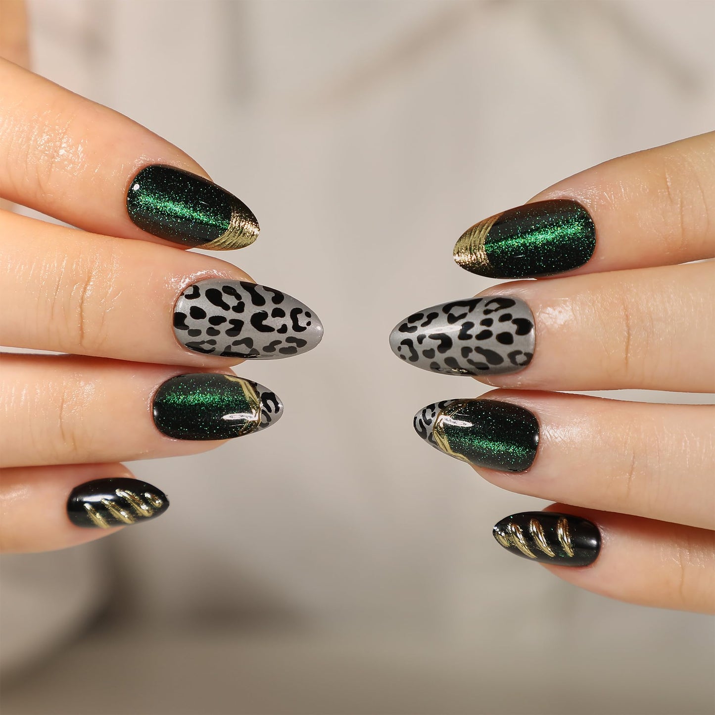 PILOLO Press On Nails Leopard Print, Almond Acrylic Press On Nails, Cheetah Print Fake Nails Glue On, Medium Full Cover Reusable Stick On False Nail Tips for Women Girls (Emerald Wild)