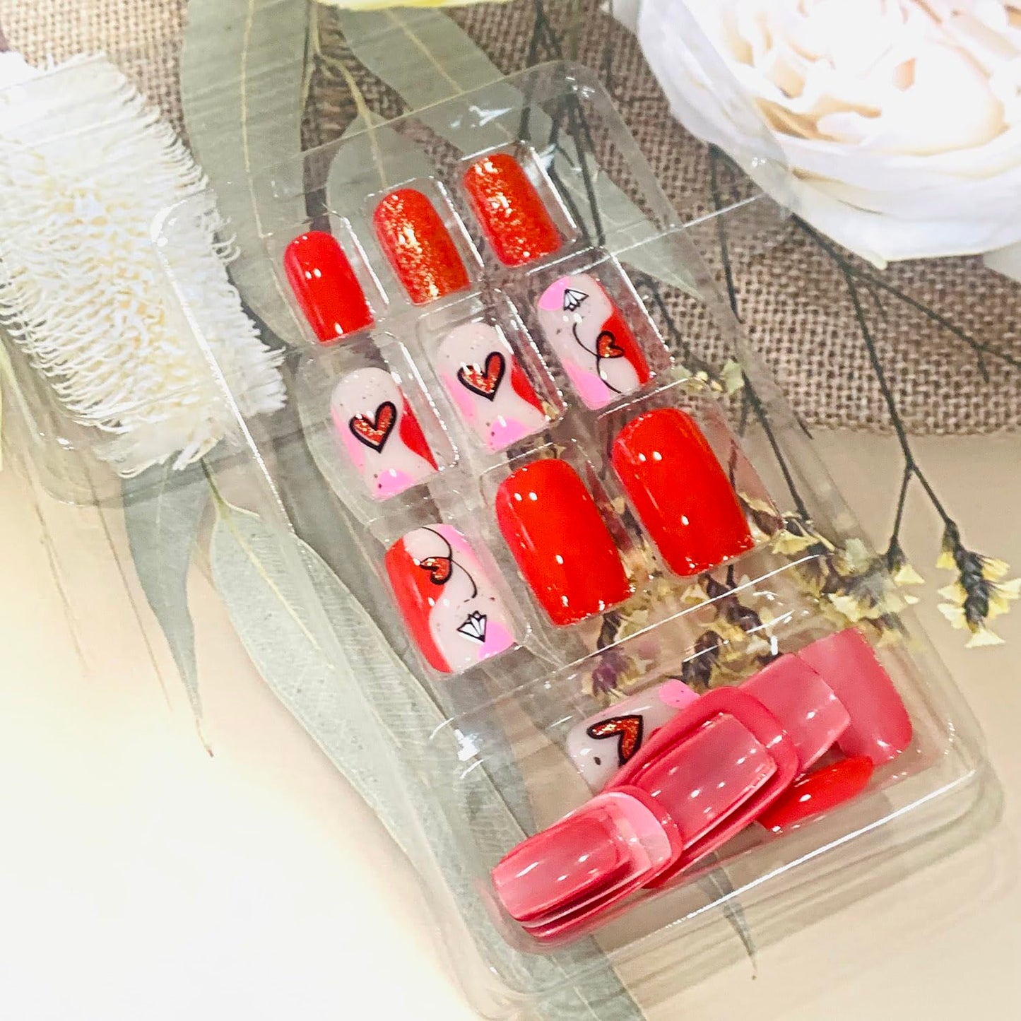 FIEONCIY Medium Square Glossy Full Cover Acrylic False Nails with Heart Designs Artificial Square Fake Nails Glue ons Fingernails for Women Girls (A80103)