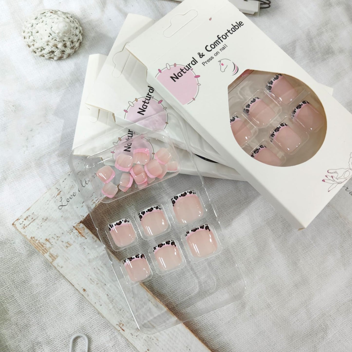 24Pcs Leopard Print French Tip Press on Toenails Short Fake Toe Nails Summer Toenail Press ons Full Cover Nude Acrylic False Toenails Pink French Glue on Toe Nails for Women Pedicure