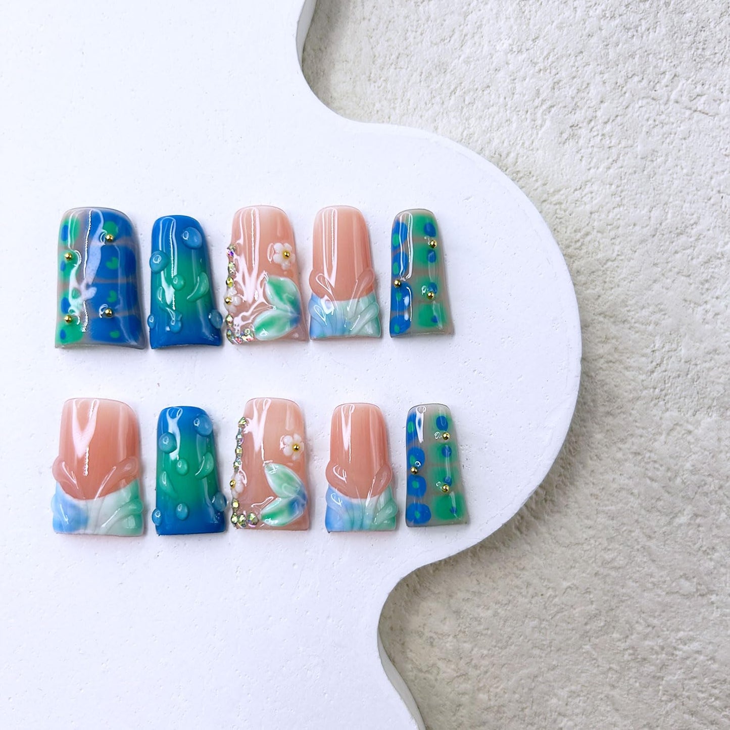 Handmade Duck Press on Nails Medium 3D Flower Rhinestone Designs False Nails with Glue,Droplet Shape Pattern Glossy Flash Gradient Full Cover for Women 10 Pcs Reusable Acrylic Stick on Nails (Size S）