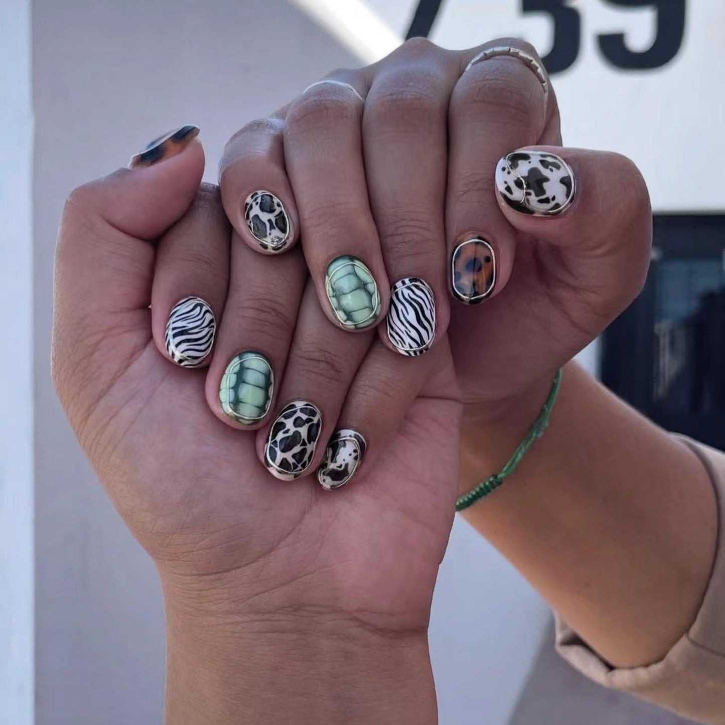 Octoswave Press on Nails with Animal Print Design - Short Oval Acrylic Fake Nails for Women, Girls - 24Pcs