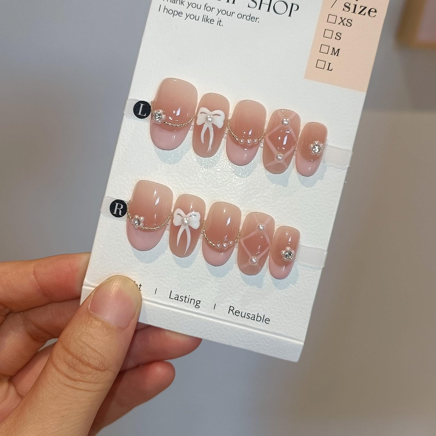 TENPAL French Tip Press on Nails Short Oval,Blush Pink Checkered Fake Nails with Hand-Painted 3D Pearl Bows,Ballerina Sweet False Nails Reusable Full Manicure Kit 10pcs Ballerina Sweet Nails(S)