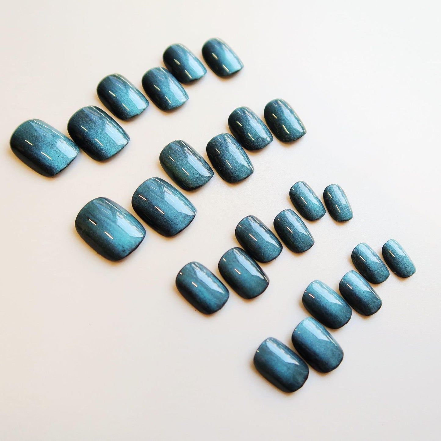 BABALAL Square Press on Nails Short Fake Nails Dark Green Chrome Glue on Nails Cat Eye Acrylic Nails 24Pcs Shiny Squoval Stick on Nails for Women and Girls