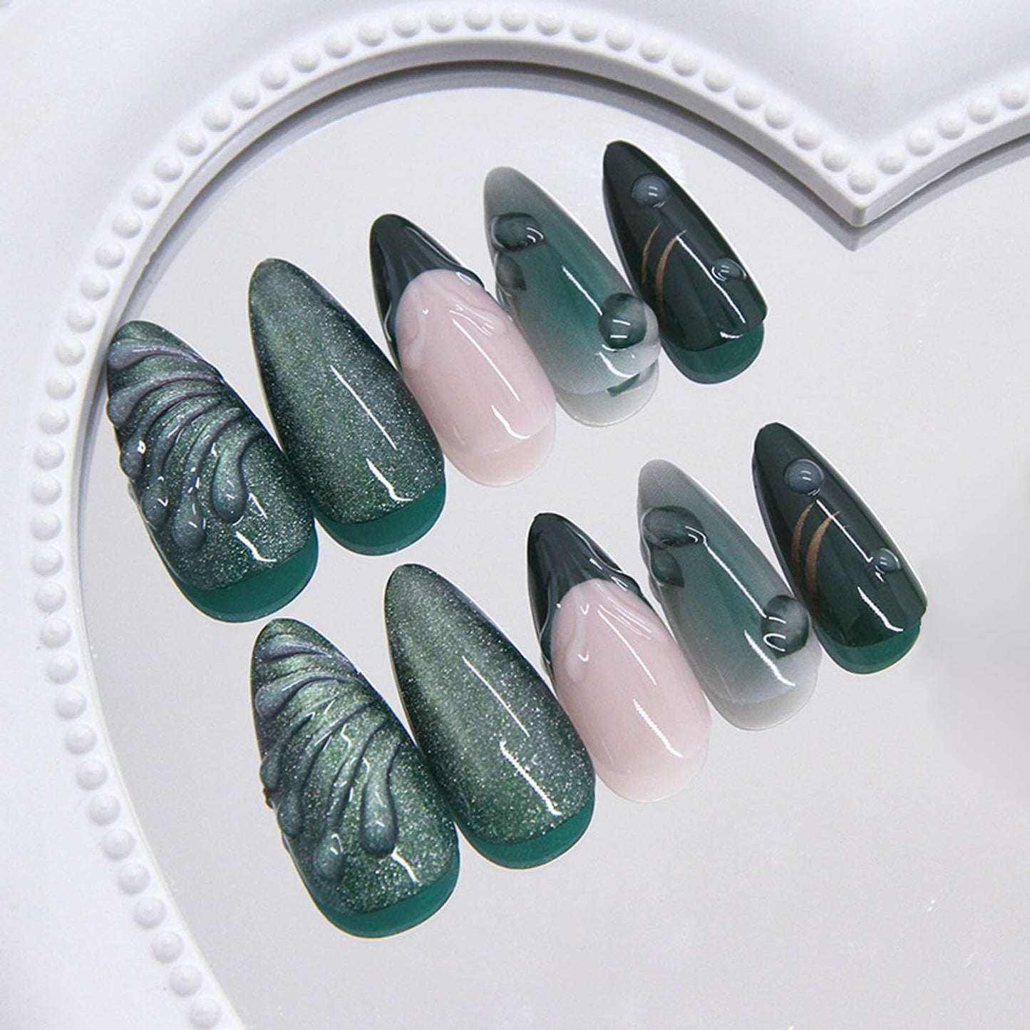 24Pcs Green Press on Nails Medium Almond Fake Nails with Green Ripple French Cat Eye Design Handmade Stick on Nails Glitter Full Cover Artificial Nails for Women DIY Manicure Daily Wear
