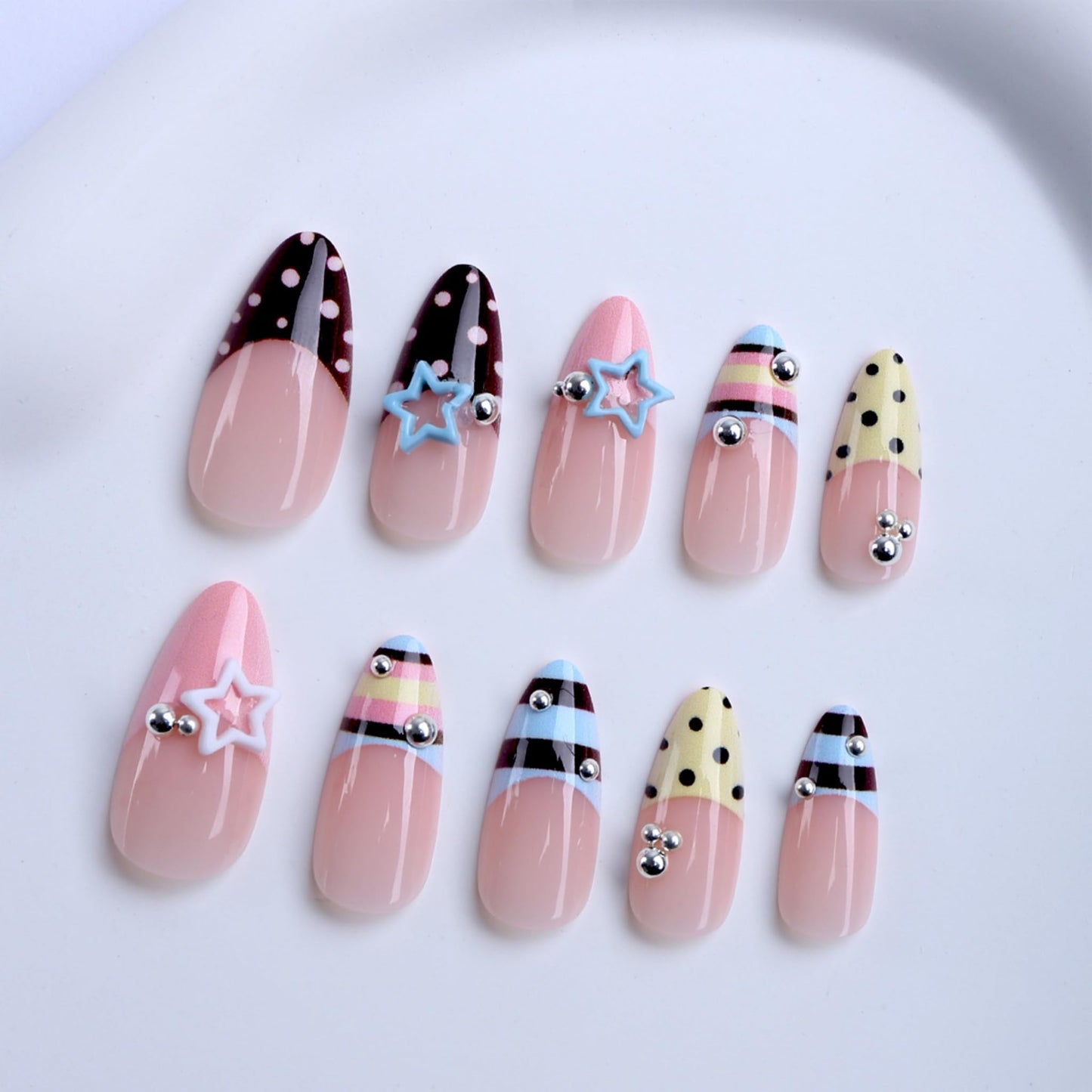 Long Press on Nails Almond Fake Nails Brown Acrylic Nail Press Ons Seeneey Y2Kand Stars Designs Rhinestones Stick on Nail for Women 24pcs