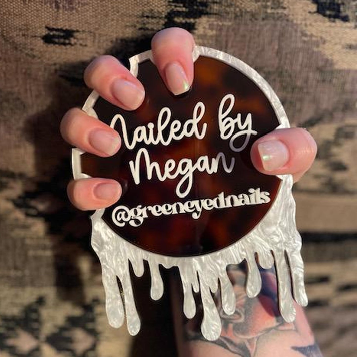 Jasilon Custom Nail Photo Props, Acrylic Nail Picture Props Personalized Logo Nail Tech Decor Plate Nailfie Disk with Social Media Salon Nail Display Stand Nail Polish Display Gifts for Nail Artist