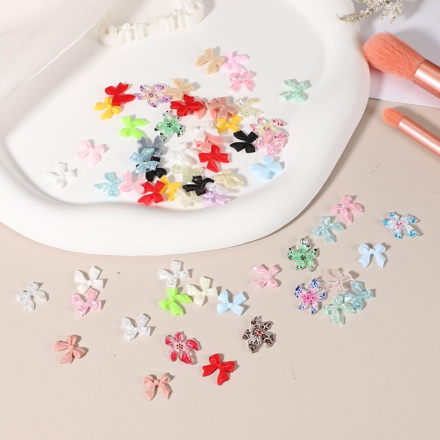 YELARXI Nail Bows, 3D Flowers for Nails Acrylic Resin Bows Art Accessories - Fitting for (DIY Manicure - Tips Decoration - Women and Girls) 100 Pcs & Gray