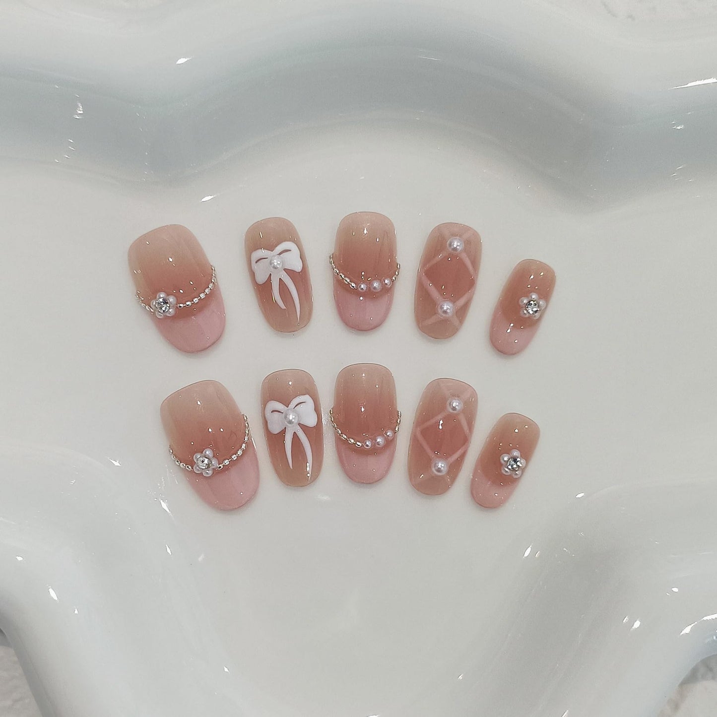 TENPAL French Tip Press on Nails Short Oval,Blush Pink Checkered Fake Nails with Hand-Painted 3D Pearl Bows,Ballerina Sweet False Nails Reusable Full Manicure Kit 10pcs Ballerina Sweet Nails(S)