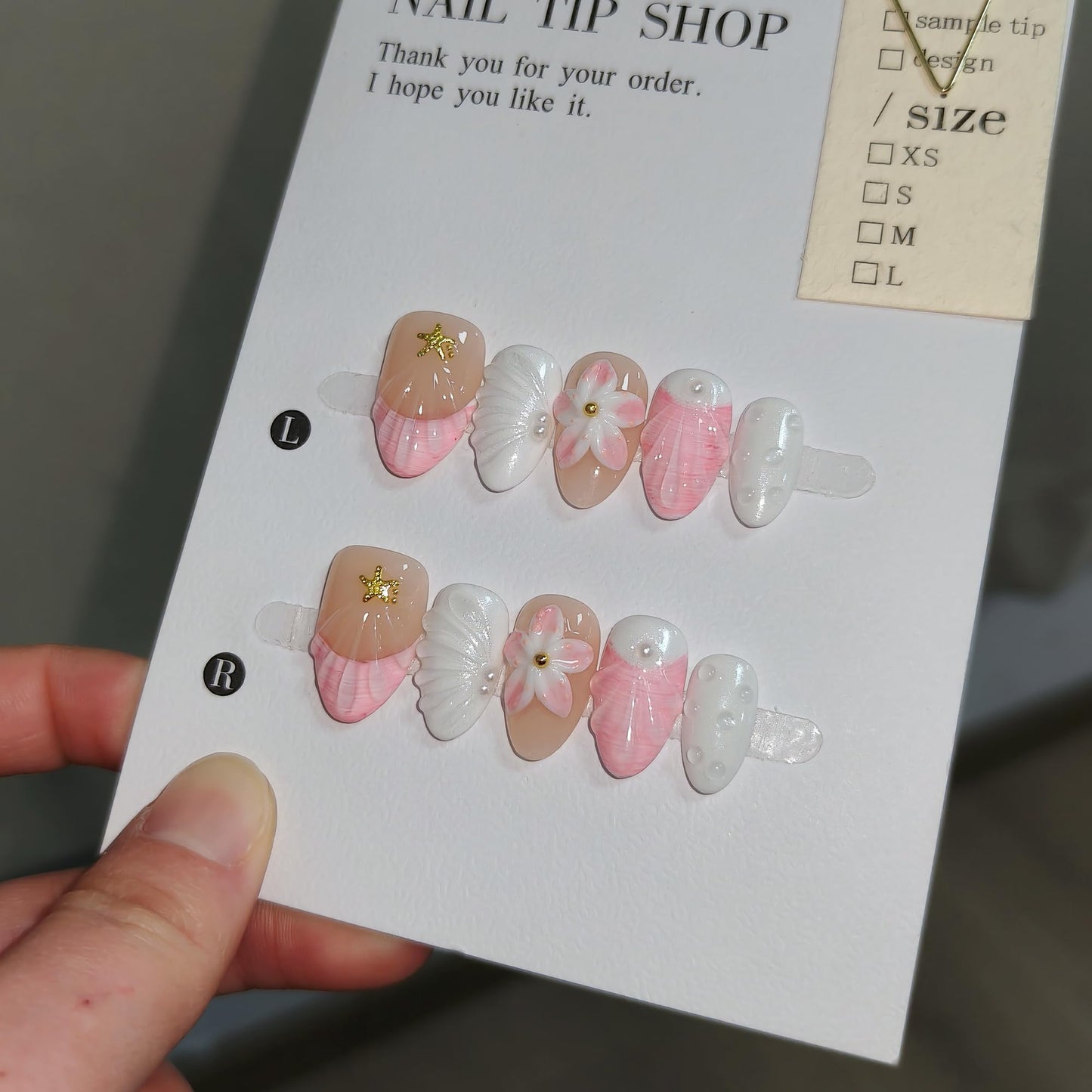 TENPAL Mermaid Press on Nails - Pink French Tips with 3D Shell & Pearl, Summer Floral & Handmade, Reusable Short Oval False Nails for Daily Glam(S)