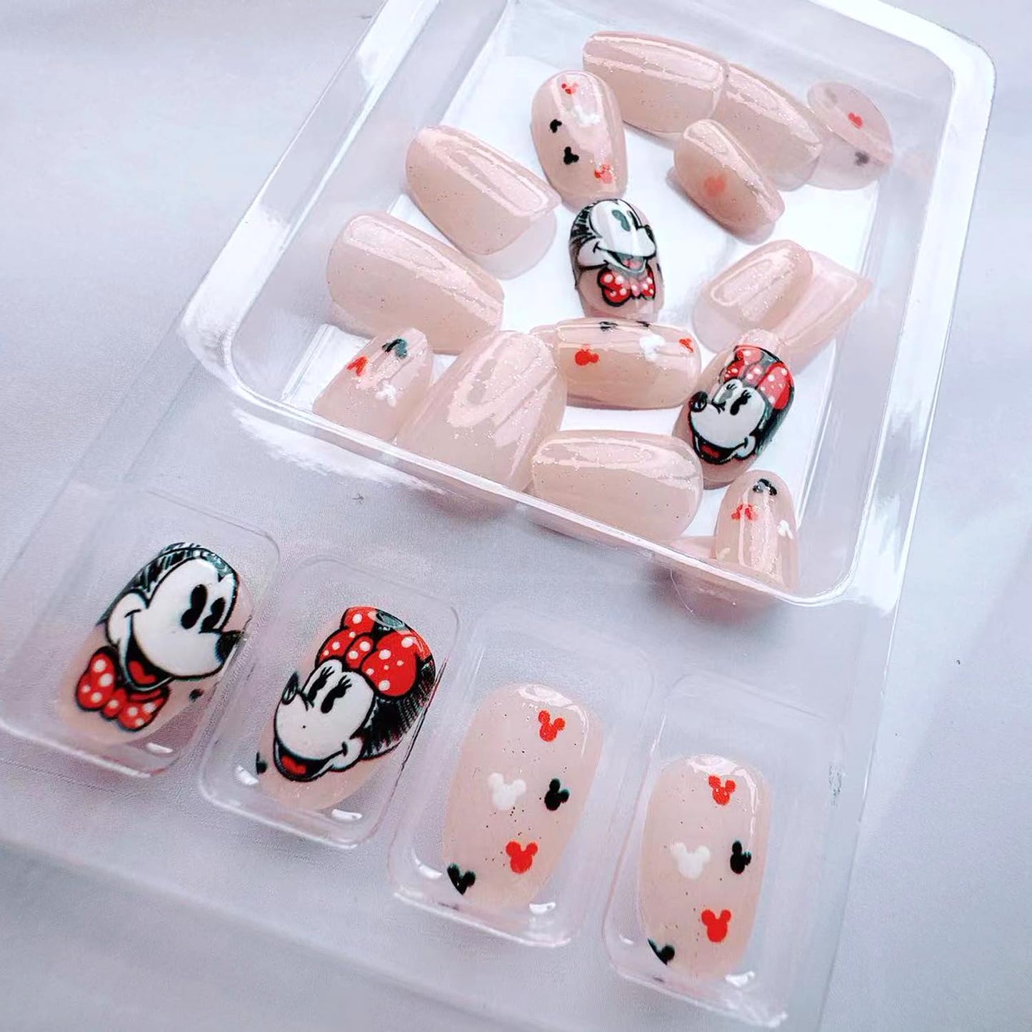 24Pcs Cute Press on Nails Short Fake Nails Tips Glitter Full Cover Nude False Nail for Women Artificial Reusable Nails Kit with Nail Jelly Glue Cartoon Press on Fashion False Nails Gifts